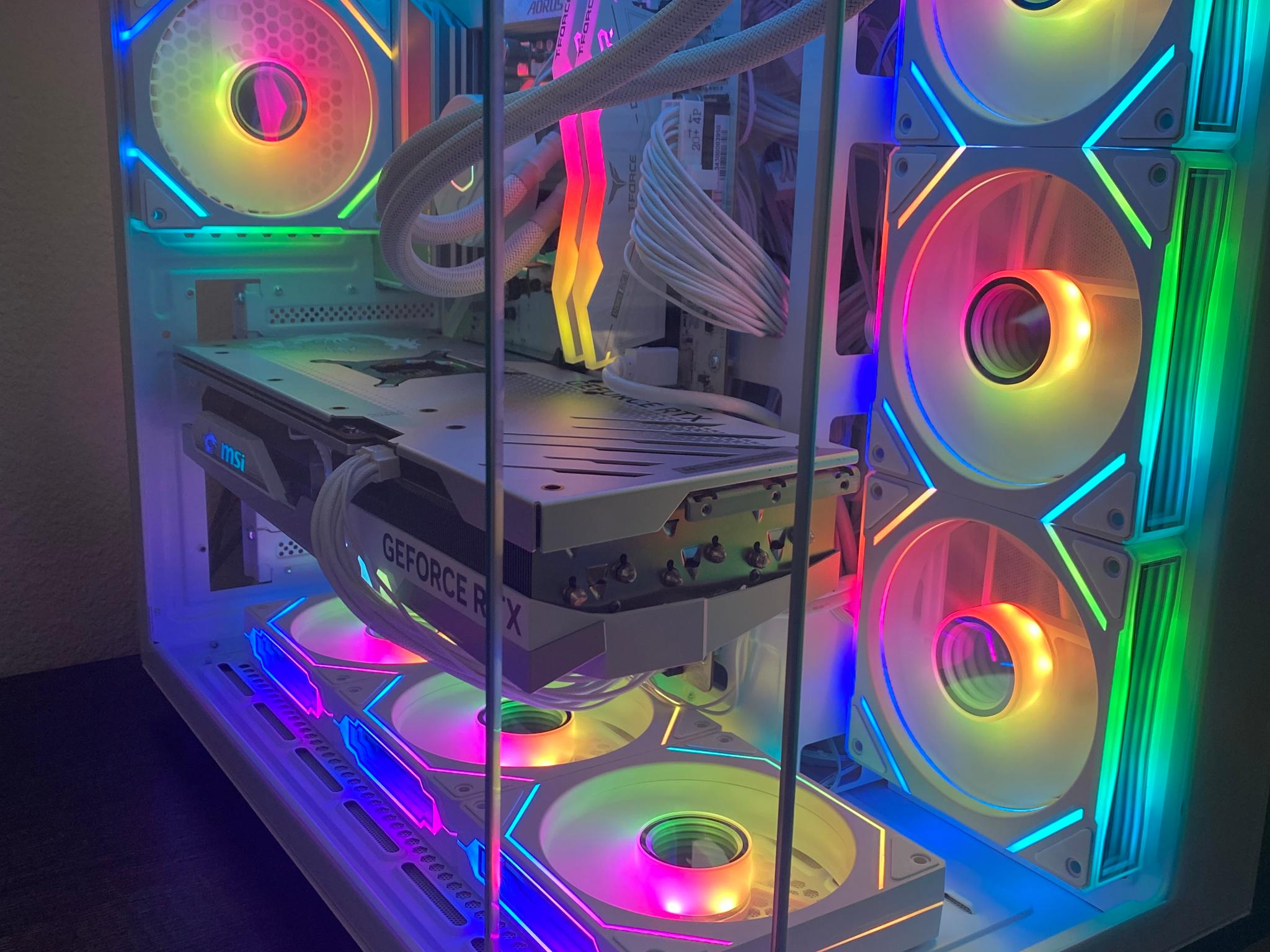 4k High-End | RTX 4070 Ti Super 16GB | Ryzen 7 7800X3D | 32GB DDR5 | 2TB NVME SSD