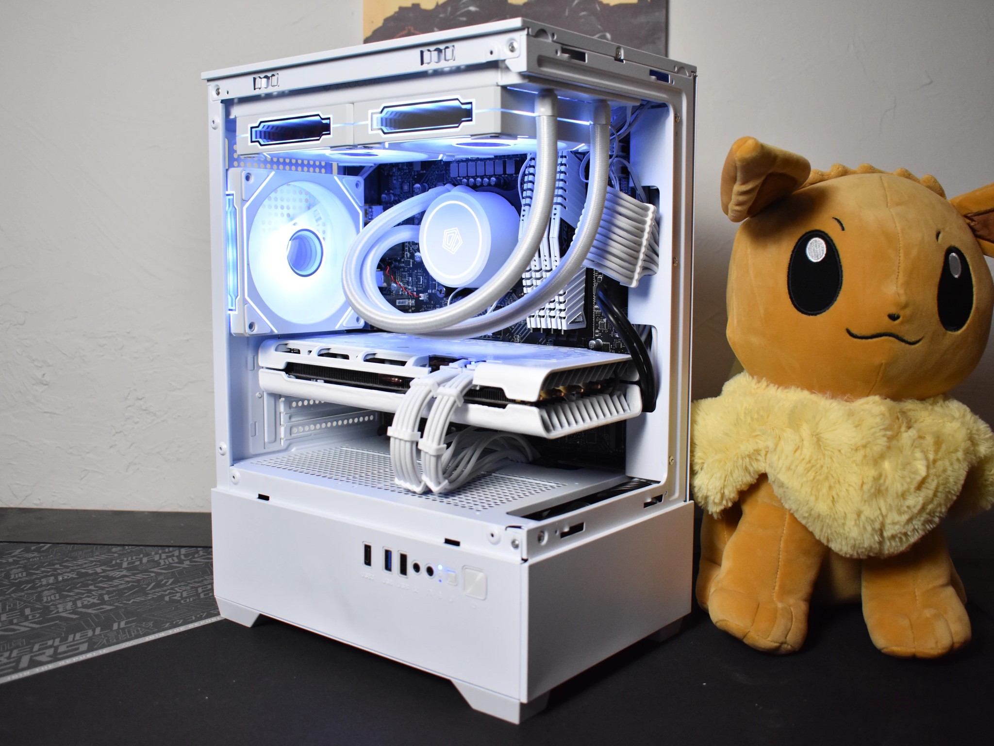 All-White Gaming PC | 13th Gen Intel | RX 5700 | 16GB RAM | AIO | ARGB | WiFi