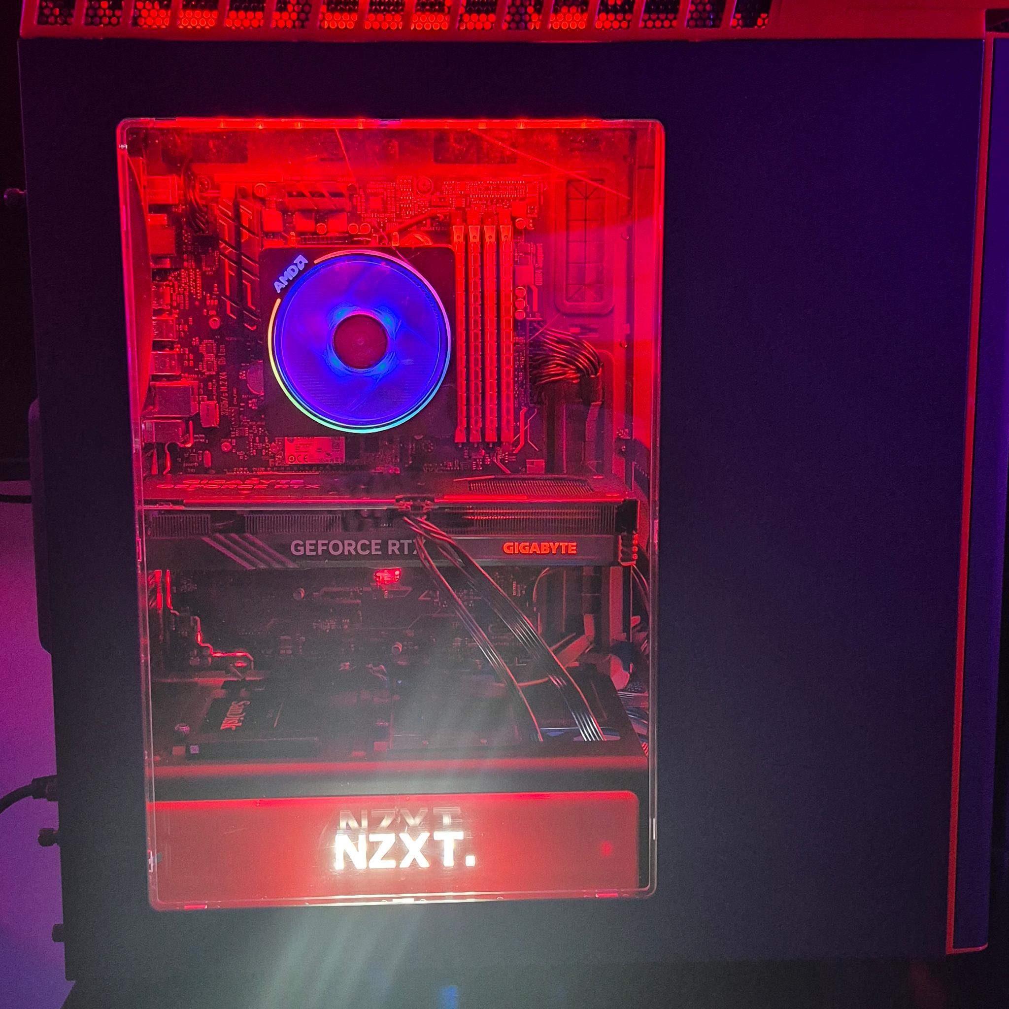 GeForce RTX 4060 Custom Gaming PC - Ryzen 7 3800X - 16GB RAM - 512GB SSD