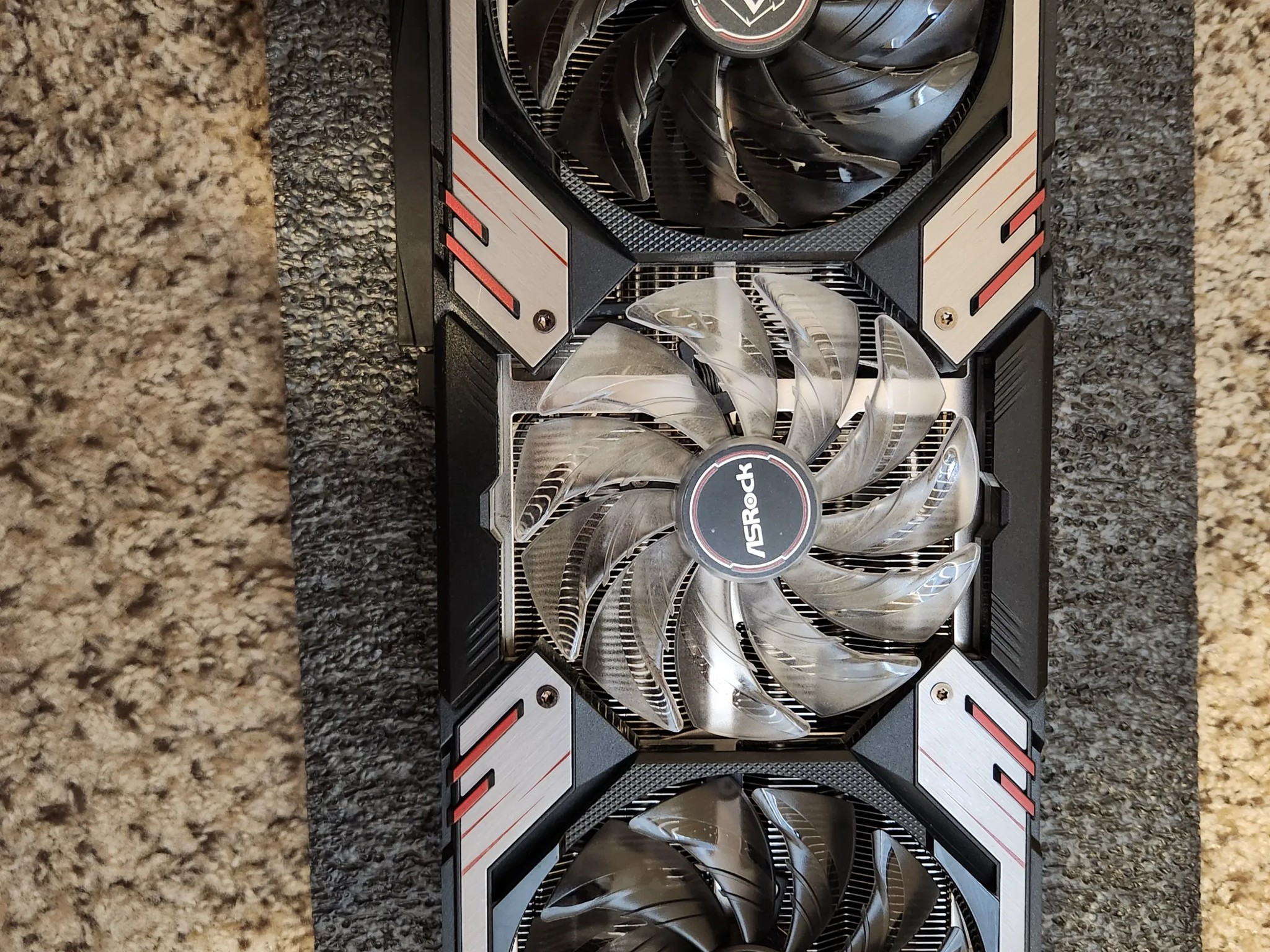 RX 6800 XT ASROCK Phantom Gaming 16GBs