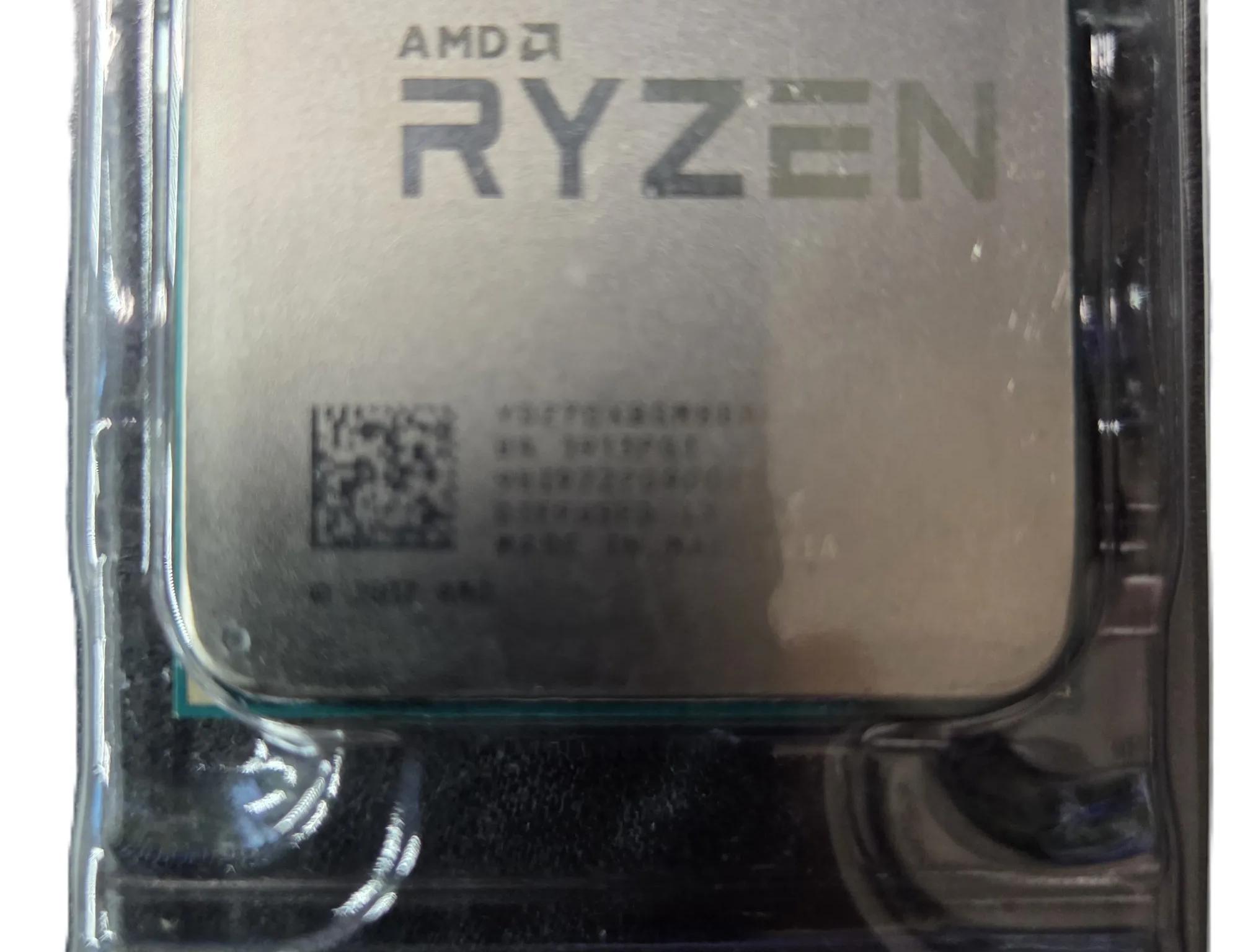 AMD Ryzen 7 2700X with Forza DDR4 2X8GB (16GB) RAM