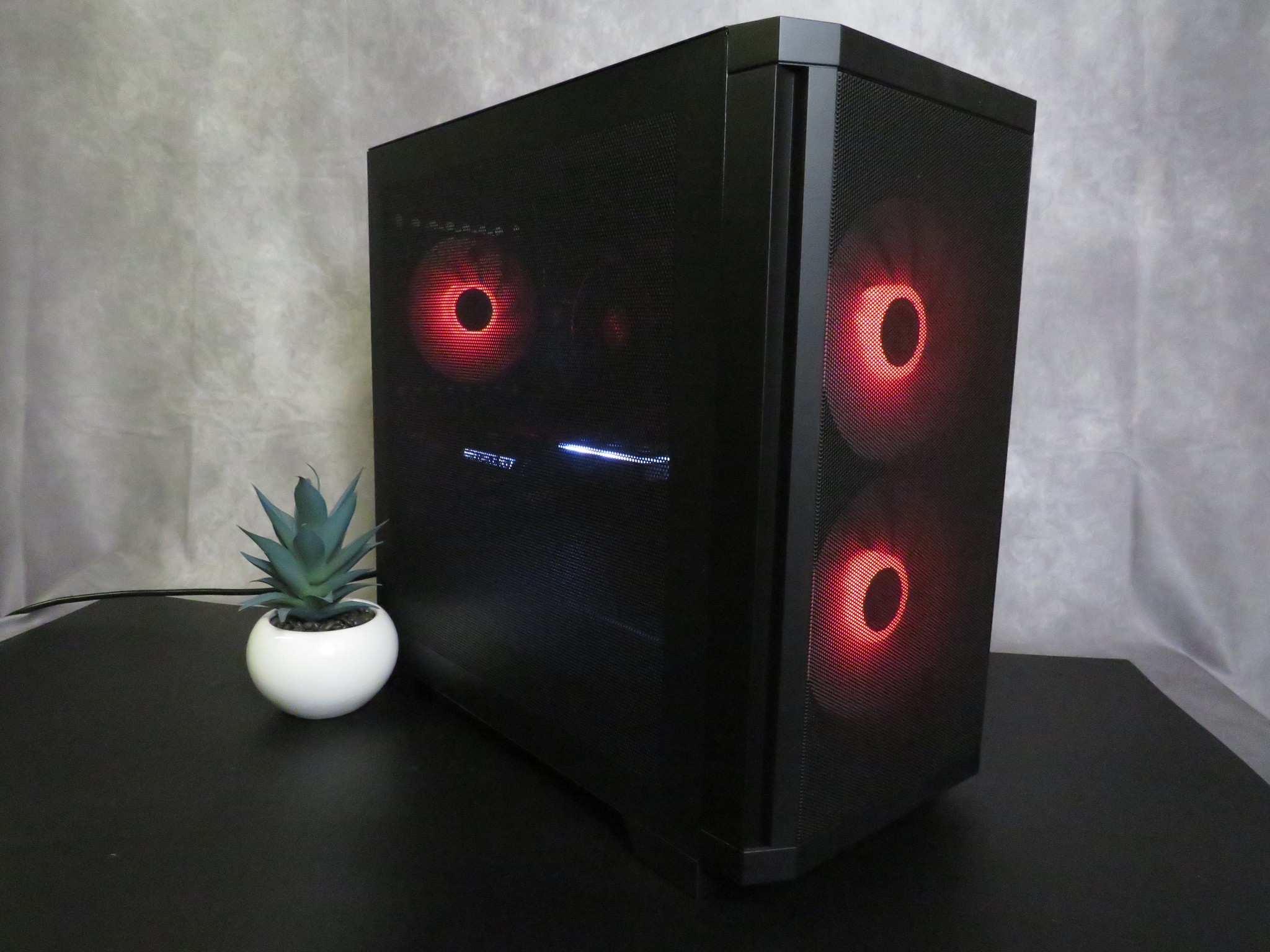 Mid-Range Master! RTX 3060ti + Ryzen 5 3600 + 16 GB DDR4 + 1 TB NVME