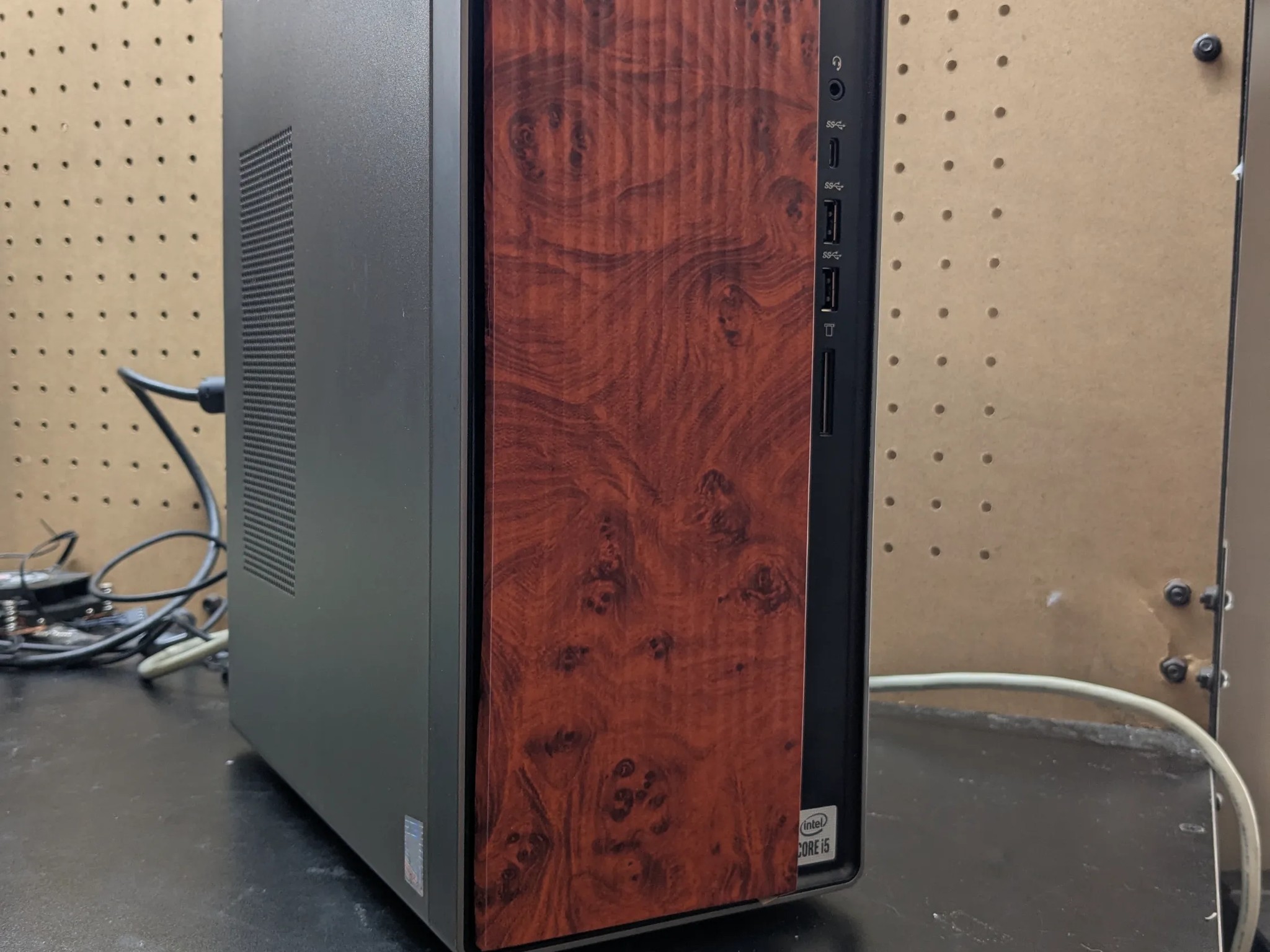 Luxe on a Budget | 200 FPS Fortnite | i5-10400, RTX 3050 6GB, 16GB RAM, SSD, Win11, WiFi