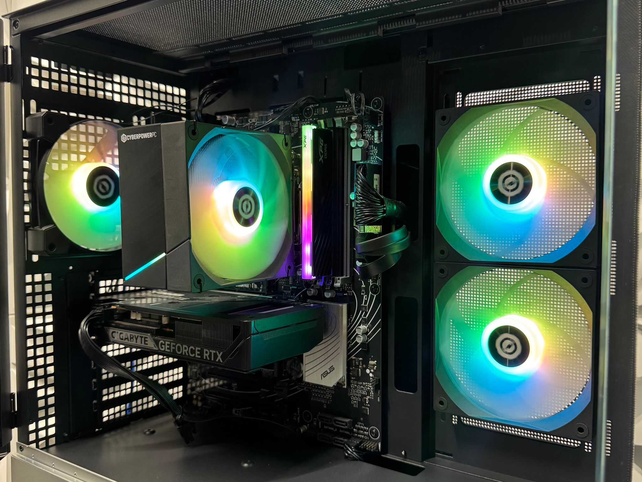 RTX 5060 / Ryzen 5 8400F / 16GB DDR5 / 1Tb SSD / Gaming pc / Future proof