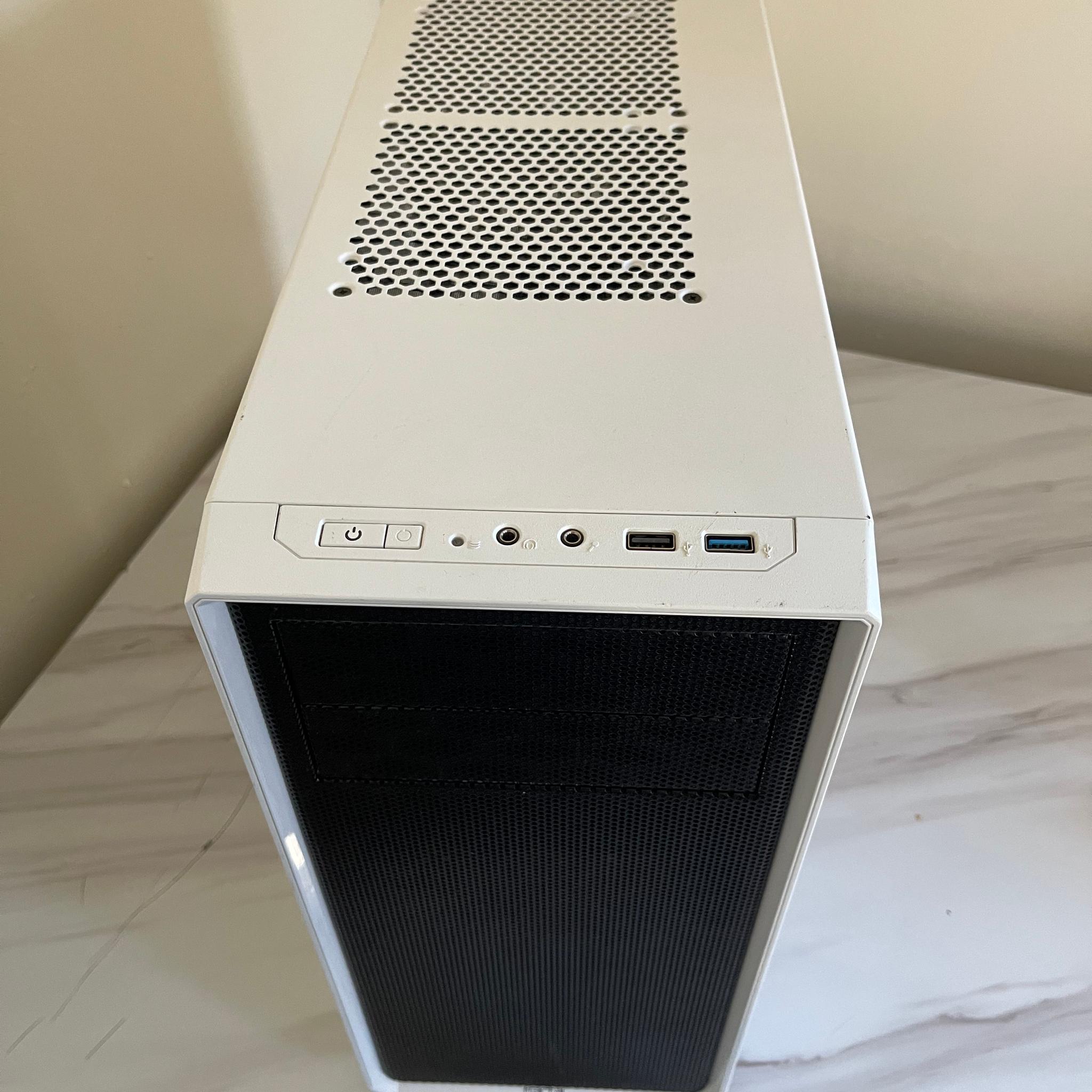 Budget Gaming PC | GTX 1660 Ti | Ryzen 5 5500 Gaming PC |16GB RAM | 1TB NVMe/SSD | Windows 11 (Read)