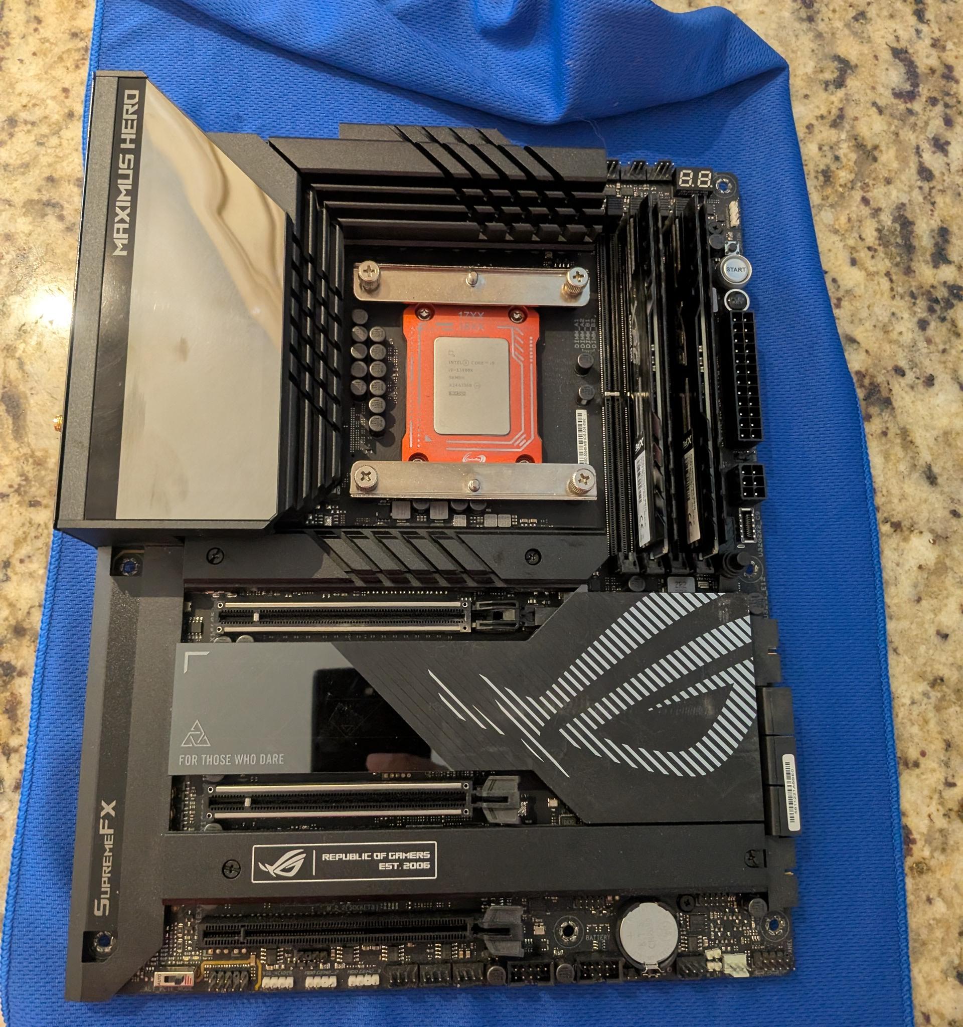 Asus Z790 w/ i9 13900k