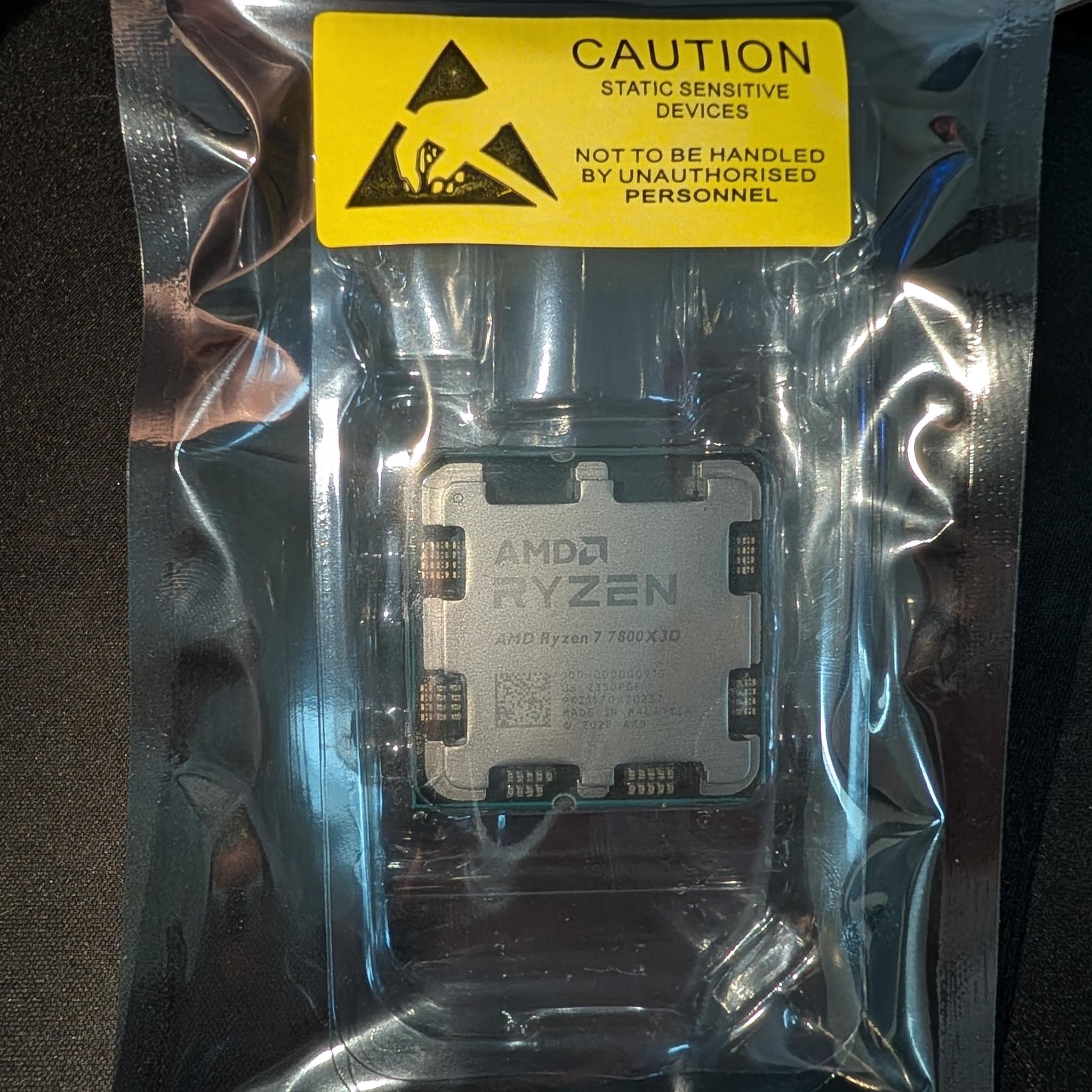 AMD Ryzen 7 7800X3D