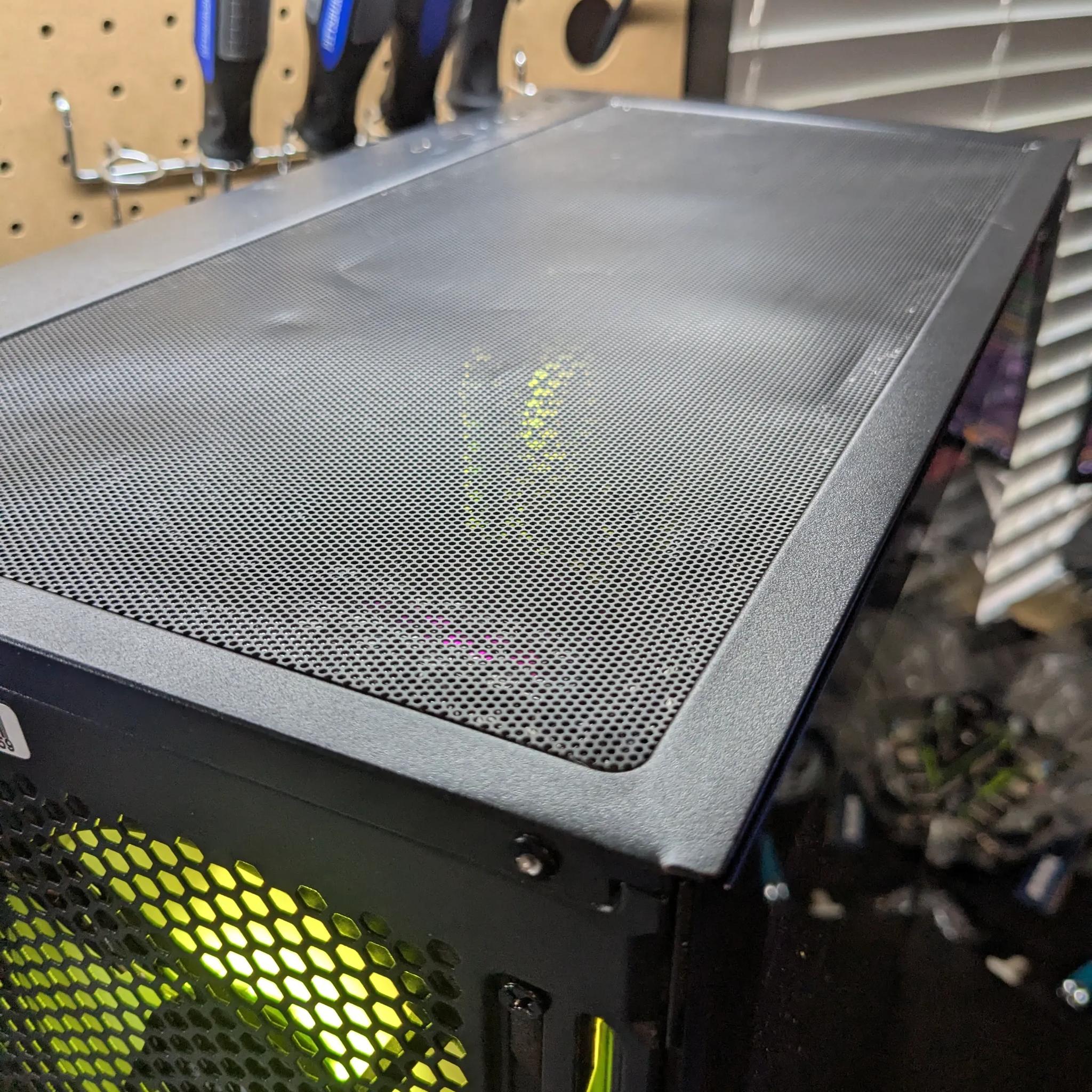 90 FPS Fortnite | Scratch and Dent | i5-4570S , 16GB RAM, 480GB SSD, R9 380X 4GB, RGB, Wifi