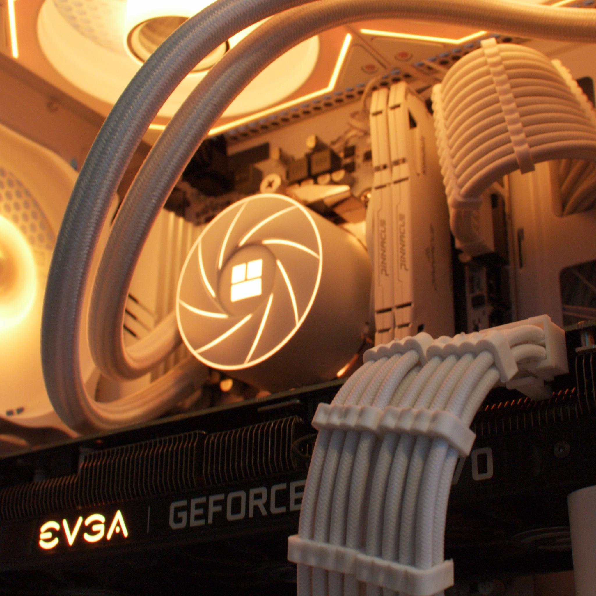 🧡🍯 The Honey 🐝🤍 | RTX 3070 | Ryzen 7 3700X | 32GB DDR4 | 1TB SSD