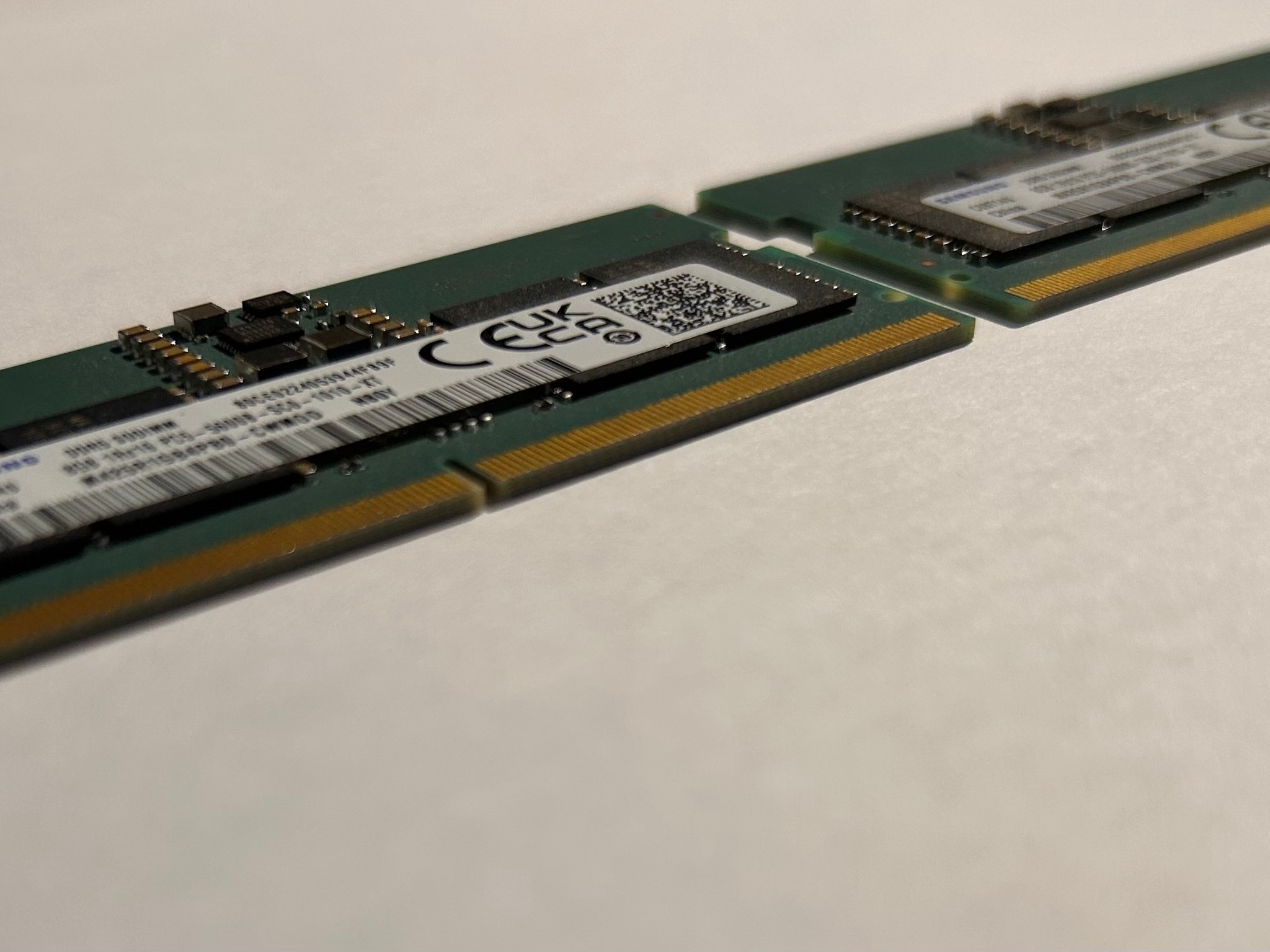 Samsung 16GB (2x8) DDR5-5600 SO-DIMM RAM