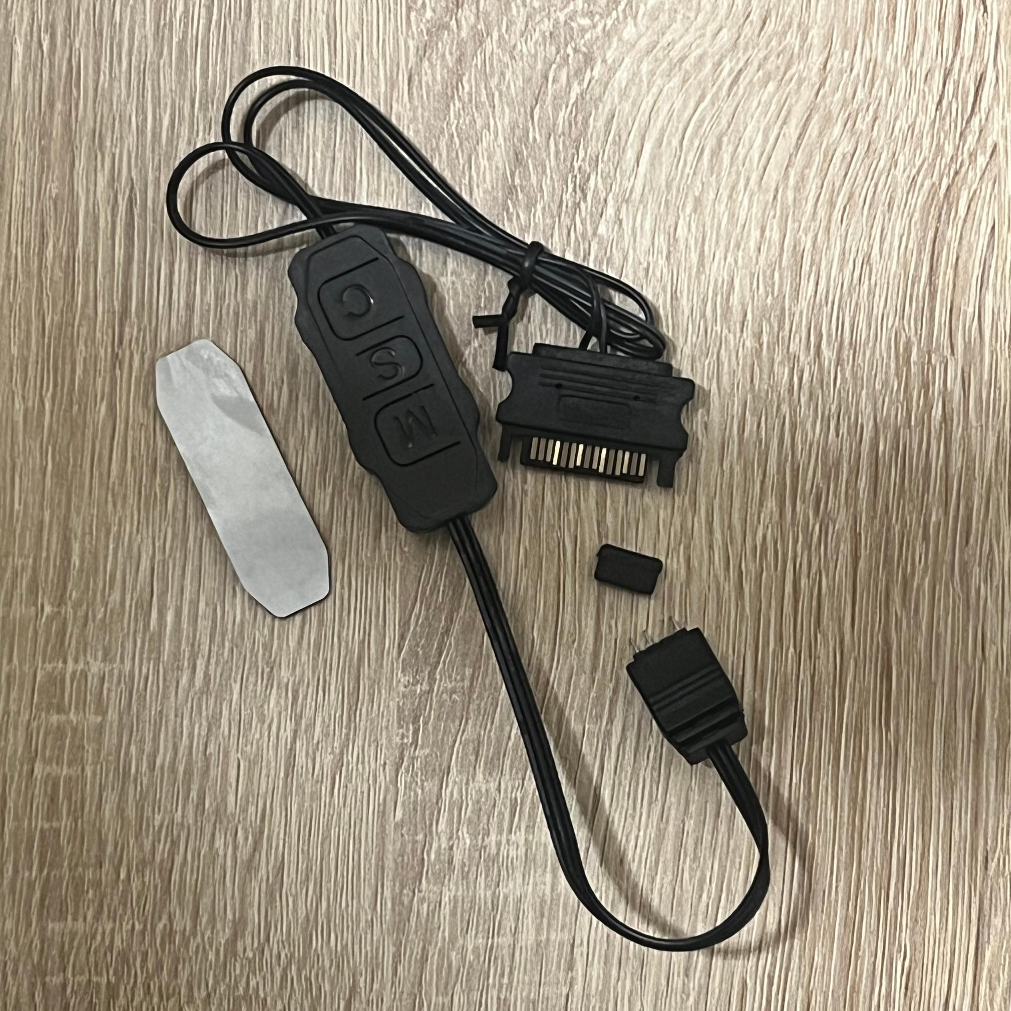 SATA powered basic ARGB hub