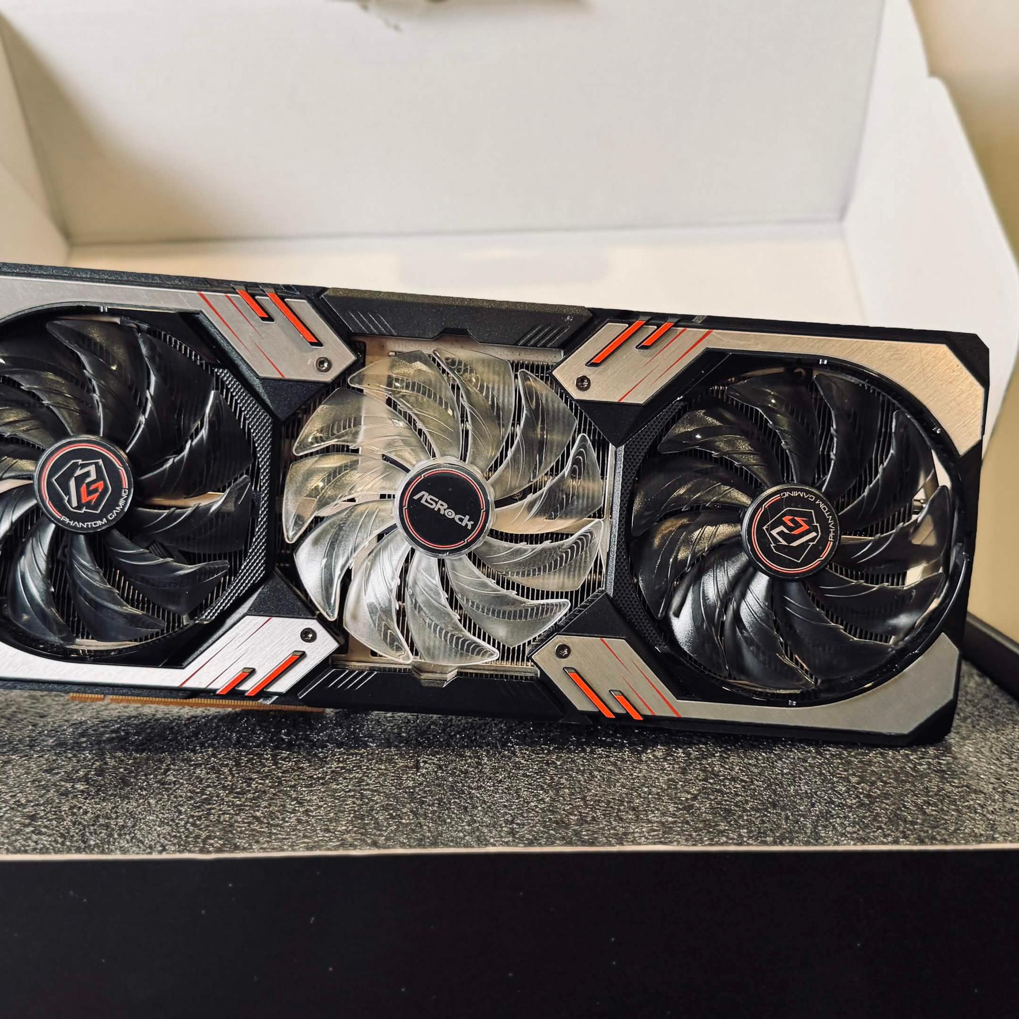 ASRock Radeon RX 6800 XT Phantom Gaming 16GB OC