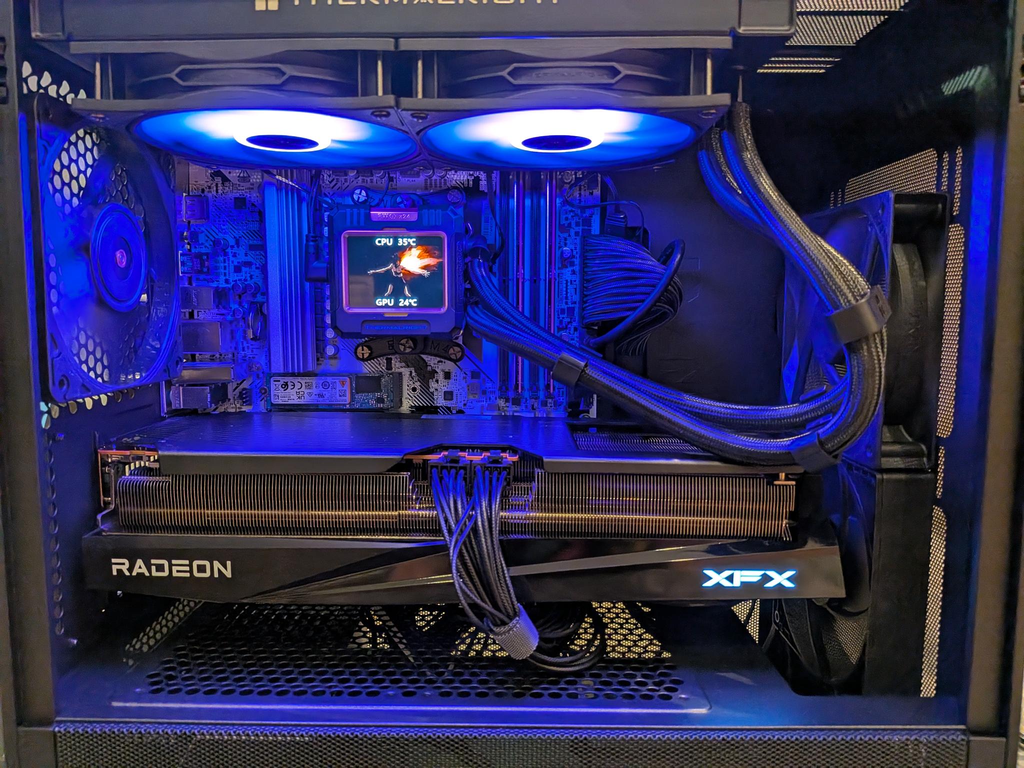 4K Ghoul - RX 9070 XT, Ryzen 5 9600X, 64 GB DDR5, 2 TB Gen 4 NVME, RGB, Liquid Cooled