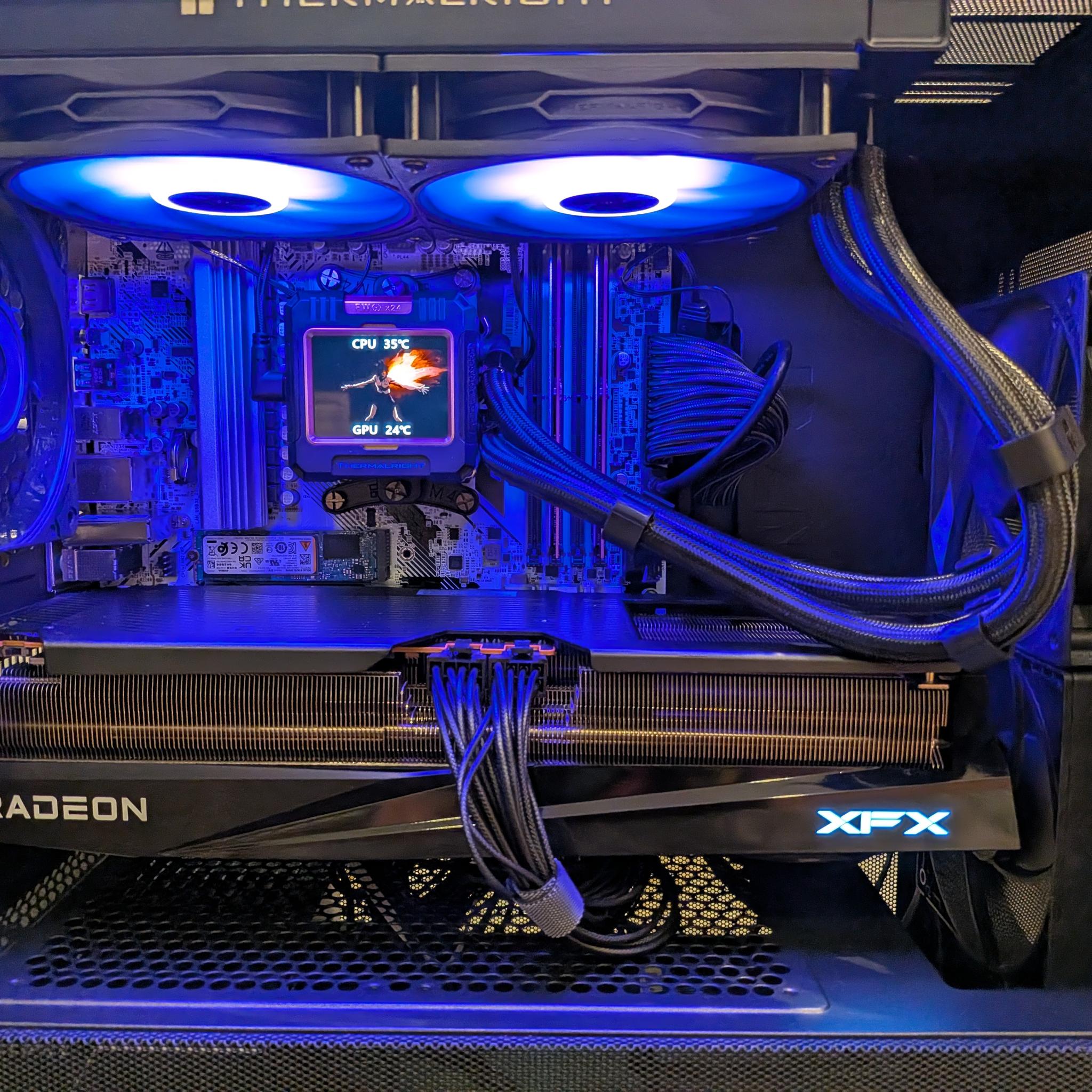 4K Ghoul - RX 9070 XT, Ryzen 5 9600X, 64 GB DDR5, 2 TB Gen 4 NVME, RGB, Liquid Cooled