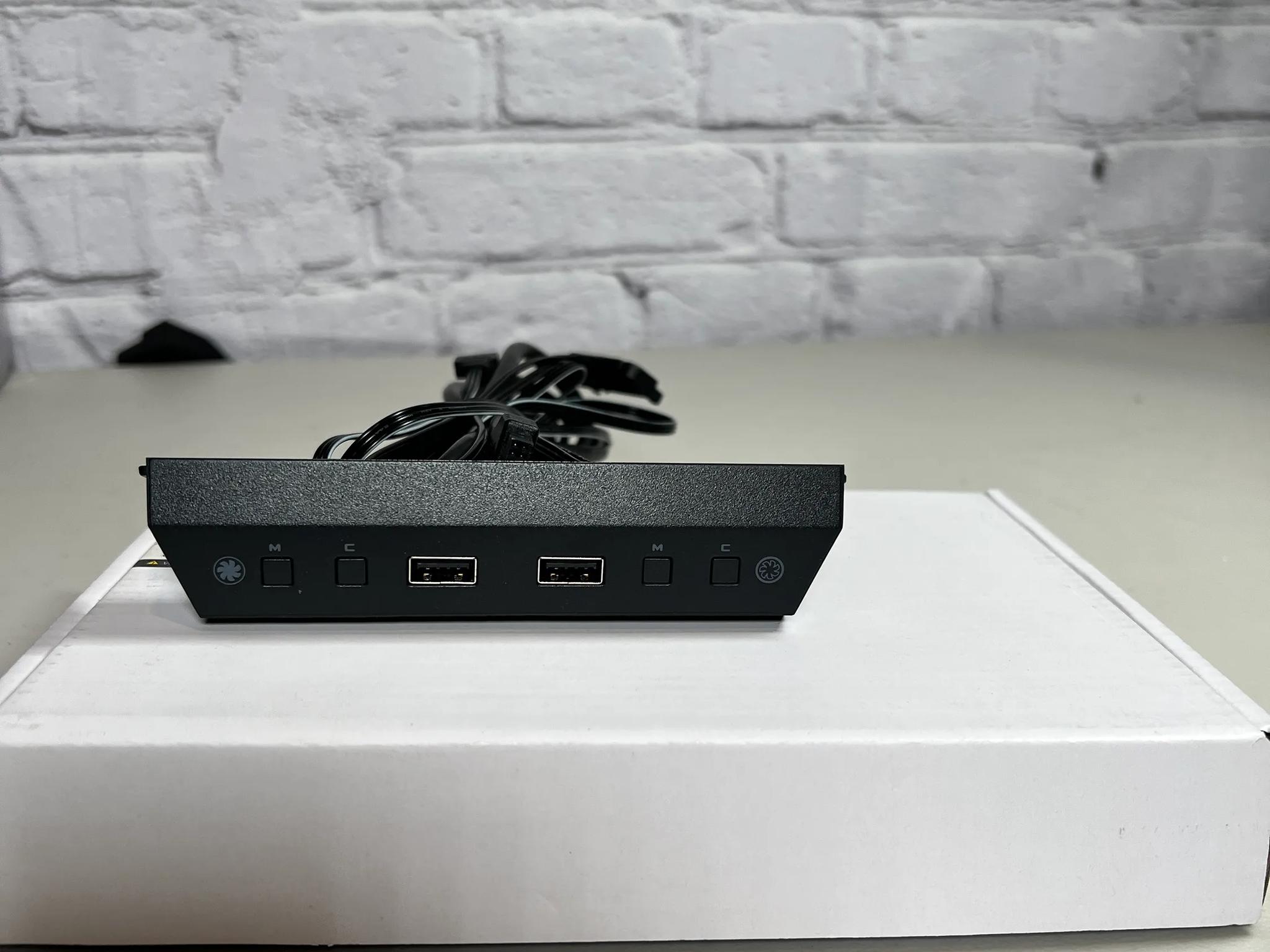 Lian Li LANCOOL 216 ARGB Control & USB Module (Black)