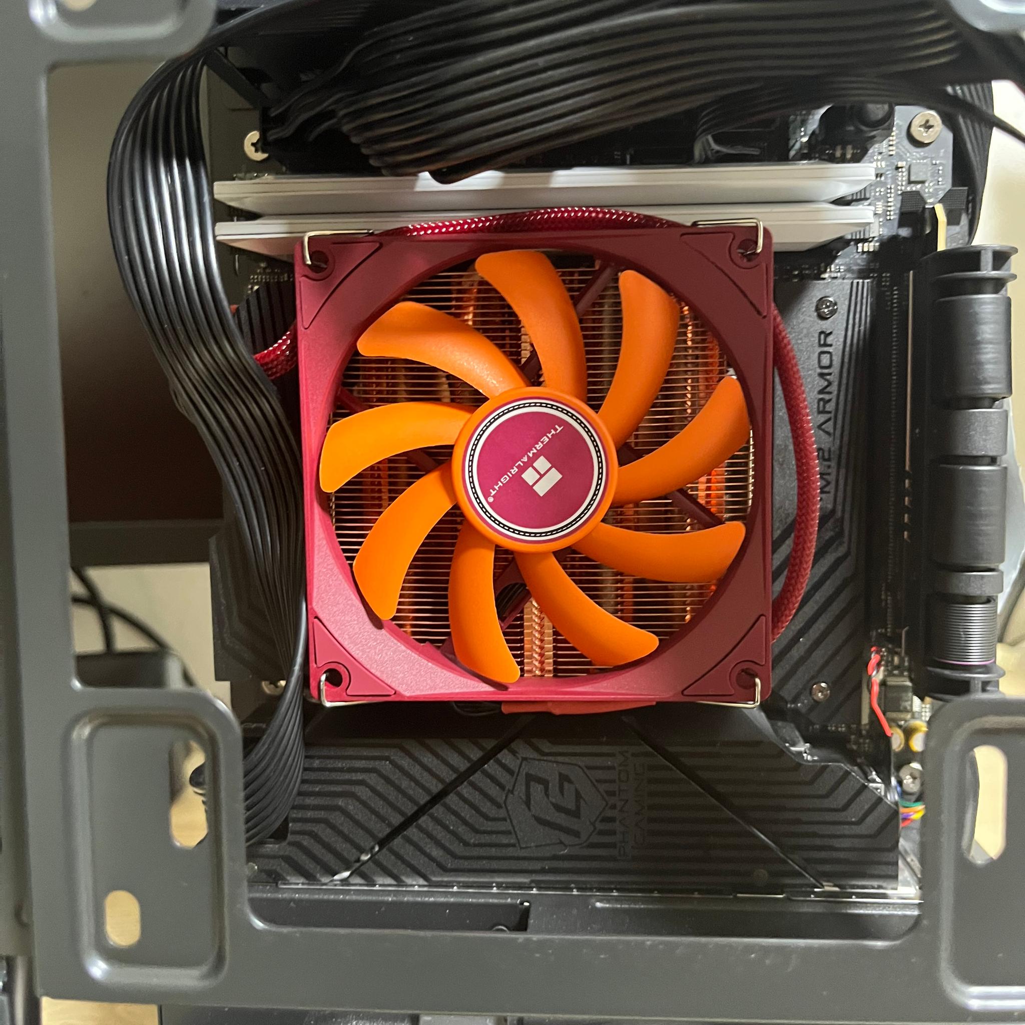Custom Gaming PC RTX 5060, i5 12400F, 32GB DDR5, 1TB m.2 ssd, Fractal Mood, Asrock B760i Mini ITX