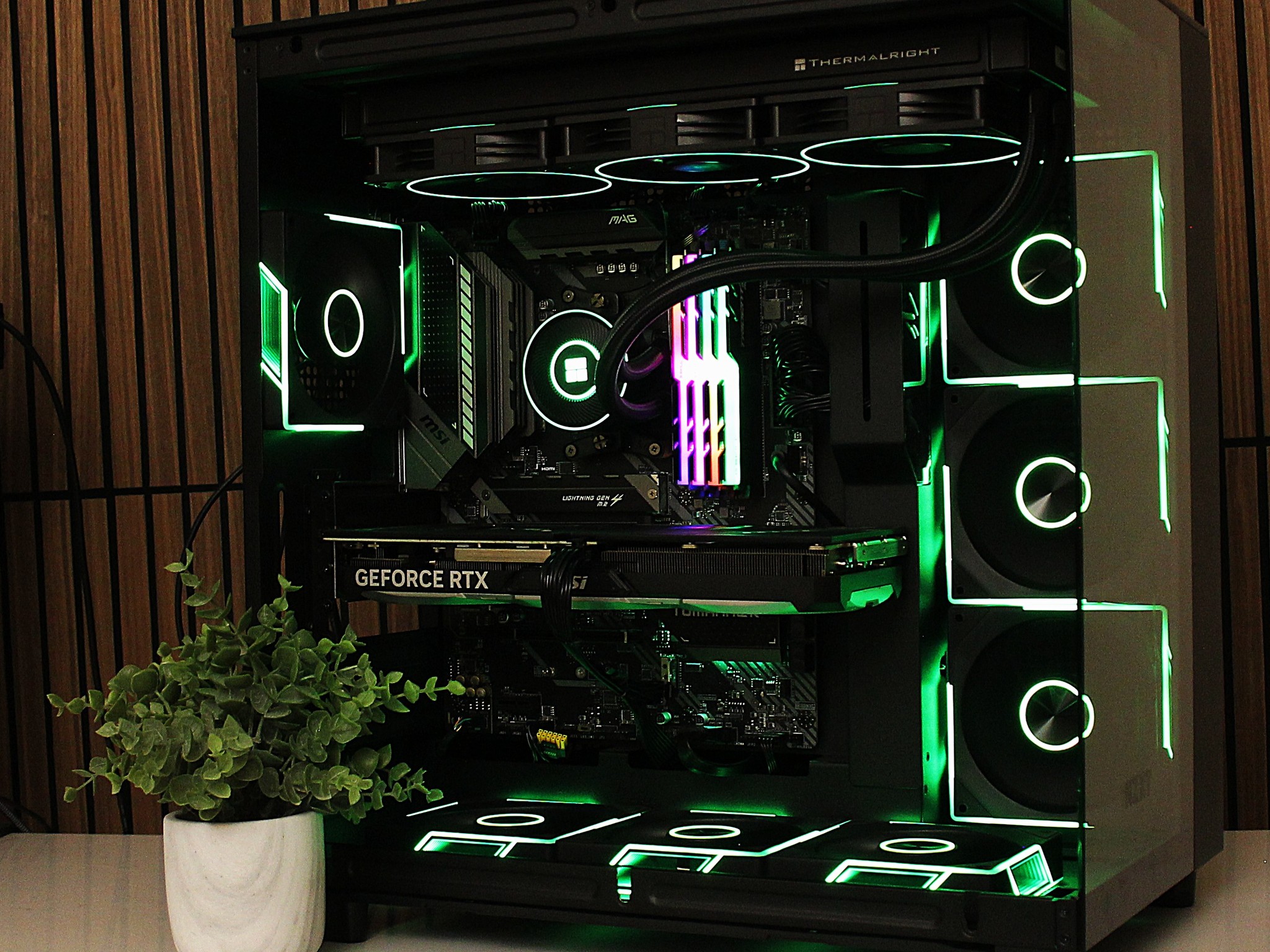4070 12 GB | Ryzen7  5800X  | 32GB Ram | NVME  | 850W GOLD | Win 11 | Liquid Cooled