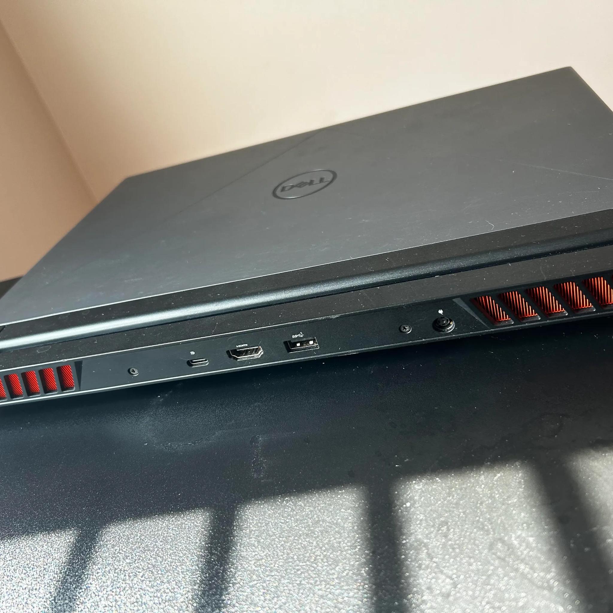 Dell G15 5535 Ryzen 7 7840S/RTX 4060/16gb DDR5/512gb SSD