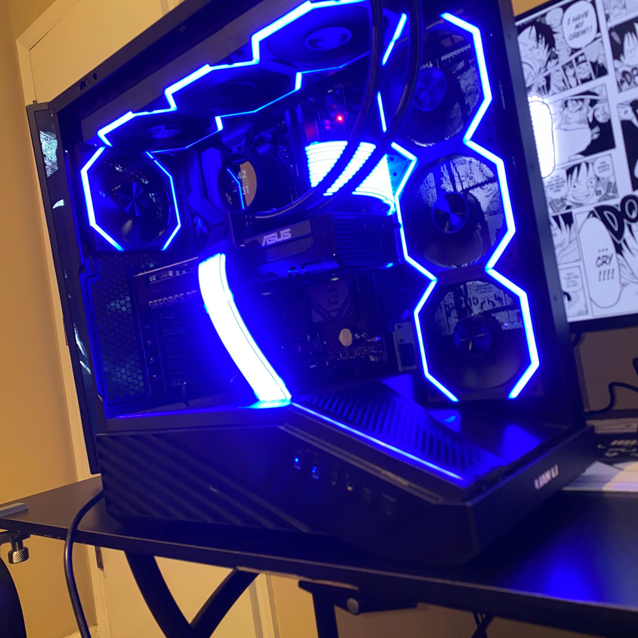 HIGH-END GAMING PC | AMD RYZEN 7 9700X | NVIDIA RTX 5070 | 32GBS DDR5