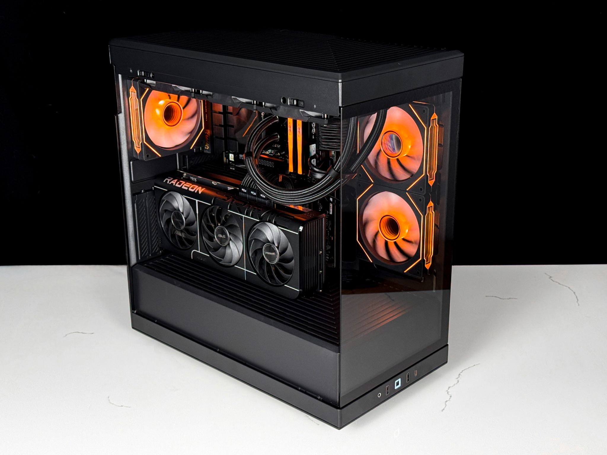 Blackout High-End Gaming PC – Ryzen 7 7800X3D, RX 9070XT, 64GB DDR5, 2TB NVMe SSD