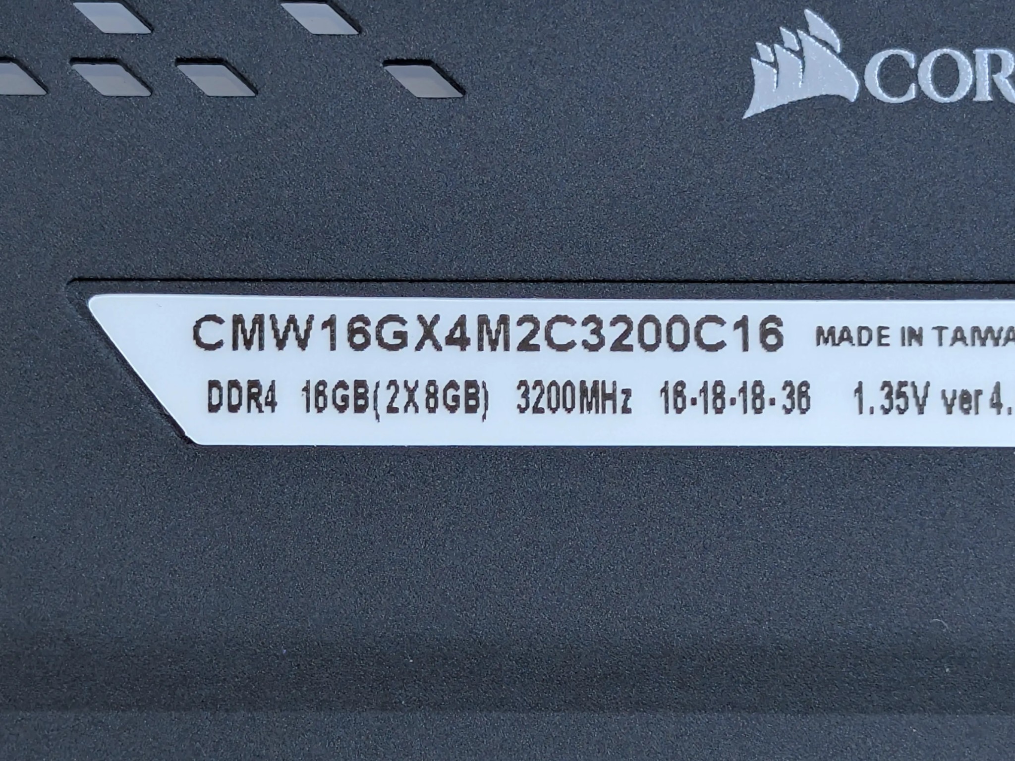 2X8GB Corsair Vengeance RGB PRO 3200MHz RAM