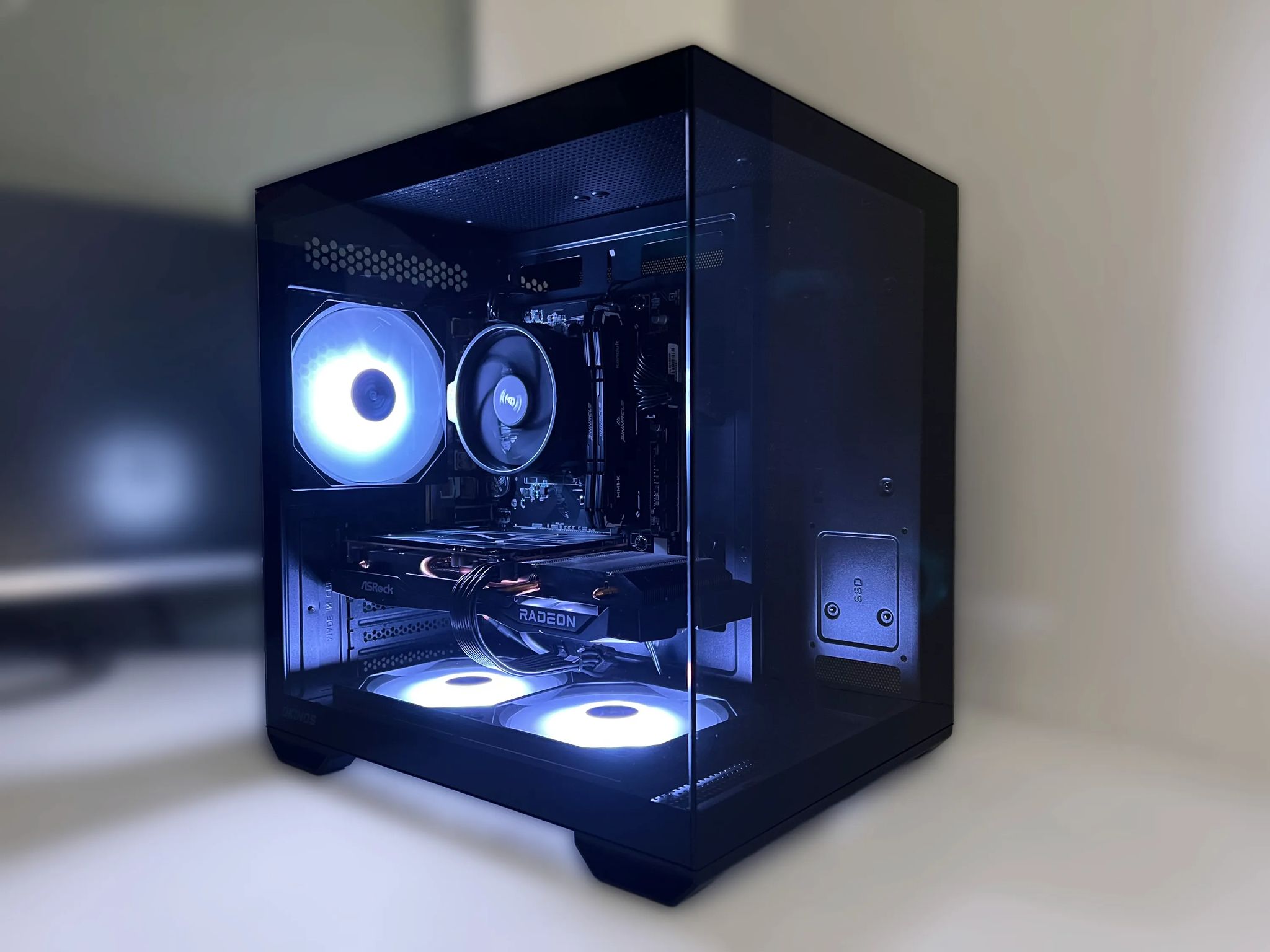 R5 5500 + RX 6600 | 16GB DDR4 | 1TB NVMe | E-Sports Base Gaming PC