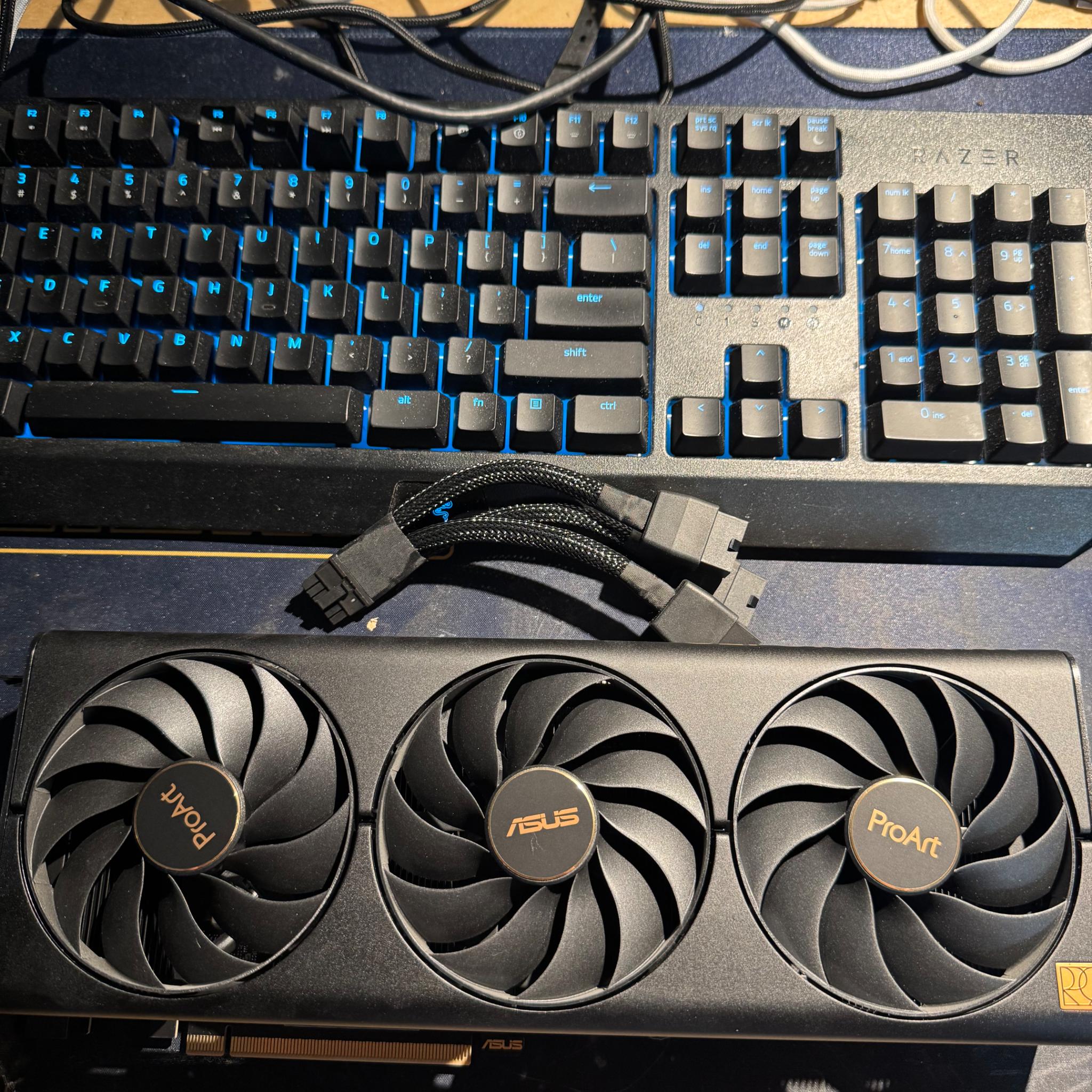 Rtx 4080 super Asus proart