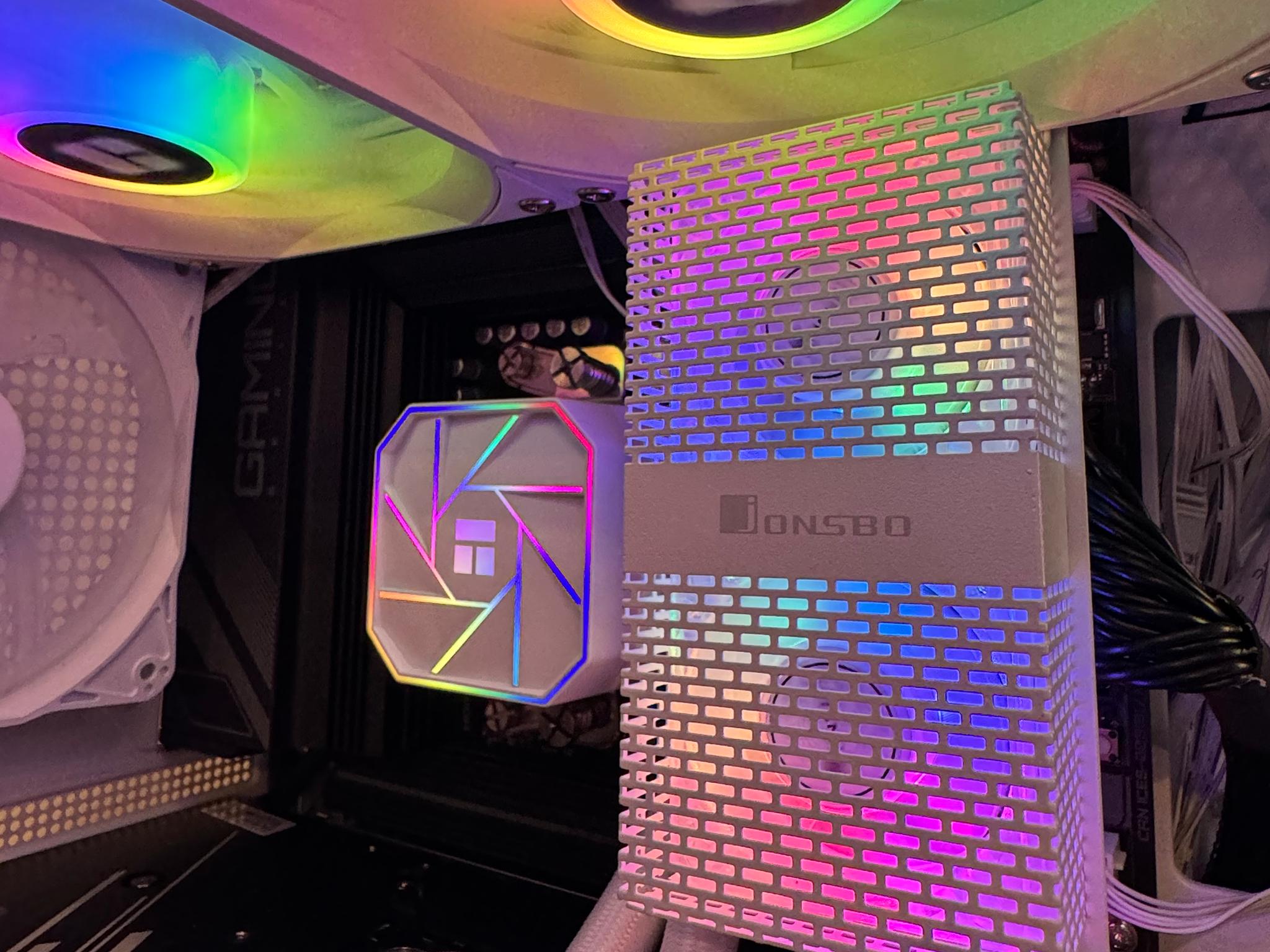 "White Hell" 7700, RX 7900XT, all amd pc with 32gb ram, WI-FI, and free Blue and White Keyboard