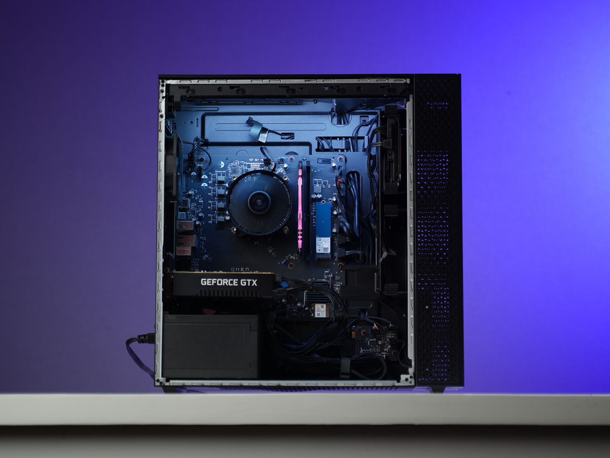 \ LF-01 / GTX 1660 Super Ryzen 5 3600 16GB 1.3TB Windows 11 Gaming PC Powerhouse