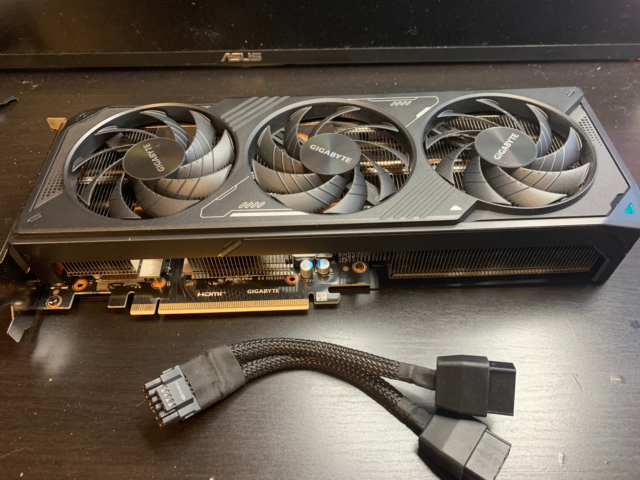 GIGABYTE GeForce RTX 5070 SFF WINDFORCE 12G Graphics Card GPU