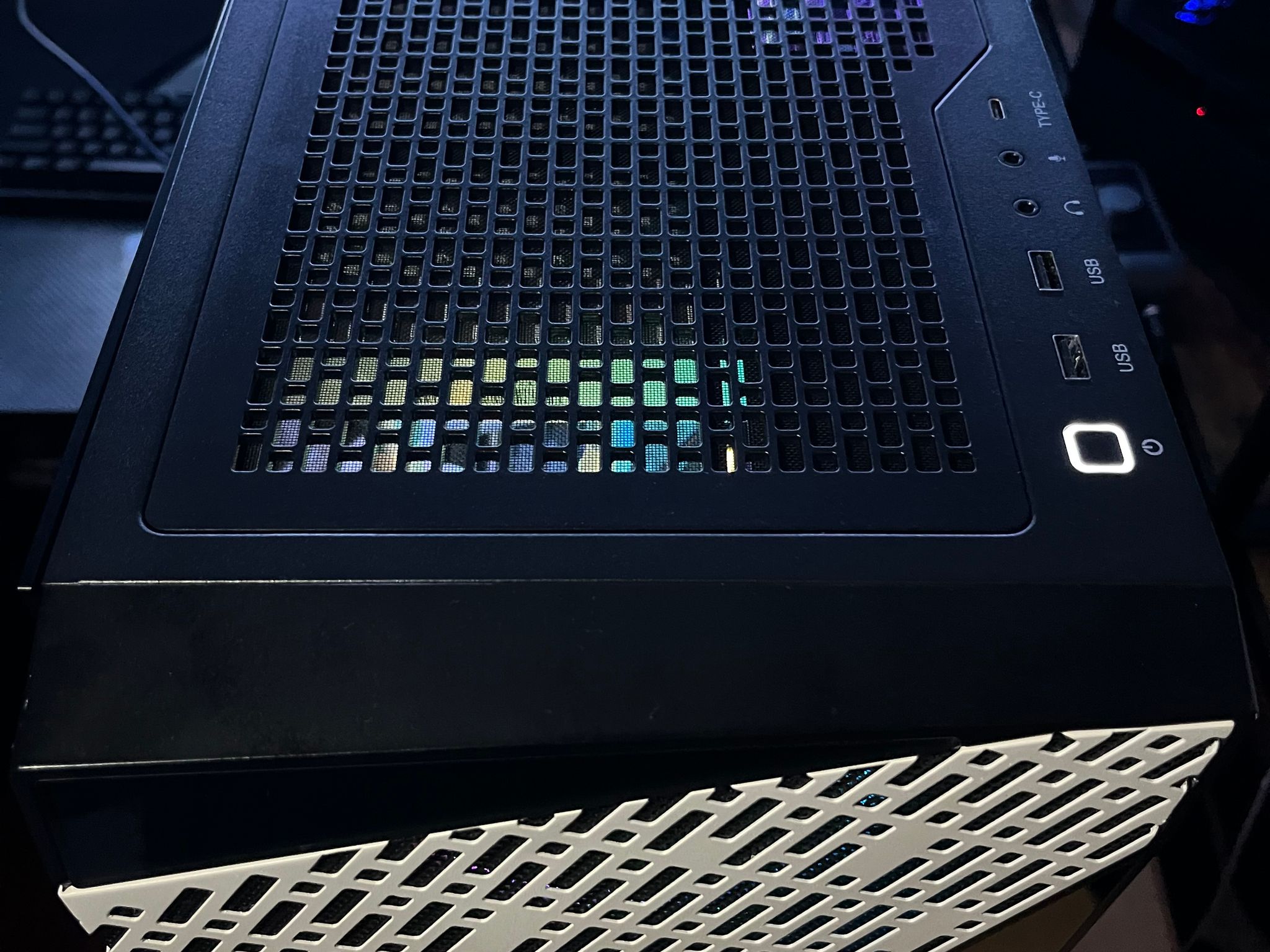 RGB Gaming PC | Ryzen 5 3600 | GTX 1070 8GB | 16GB RAM | 1TB NVMe