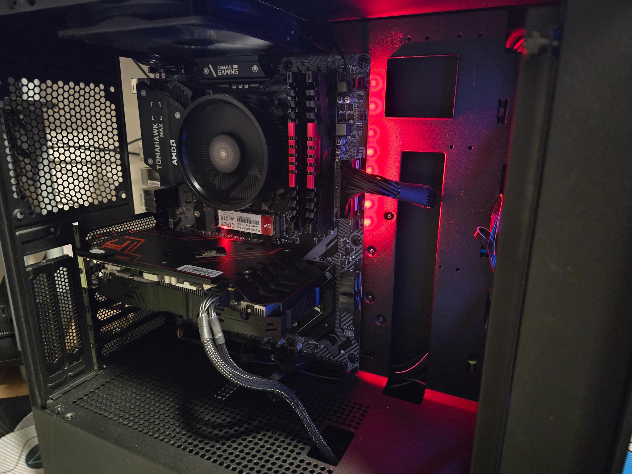 AMD Radeon RX 5500 XT - Image 2
