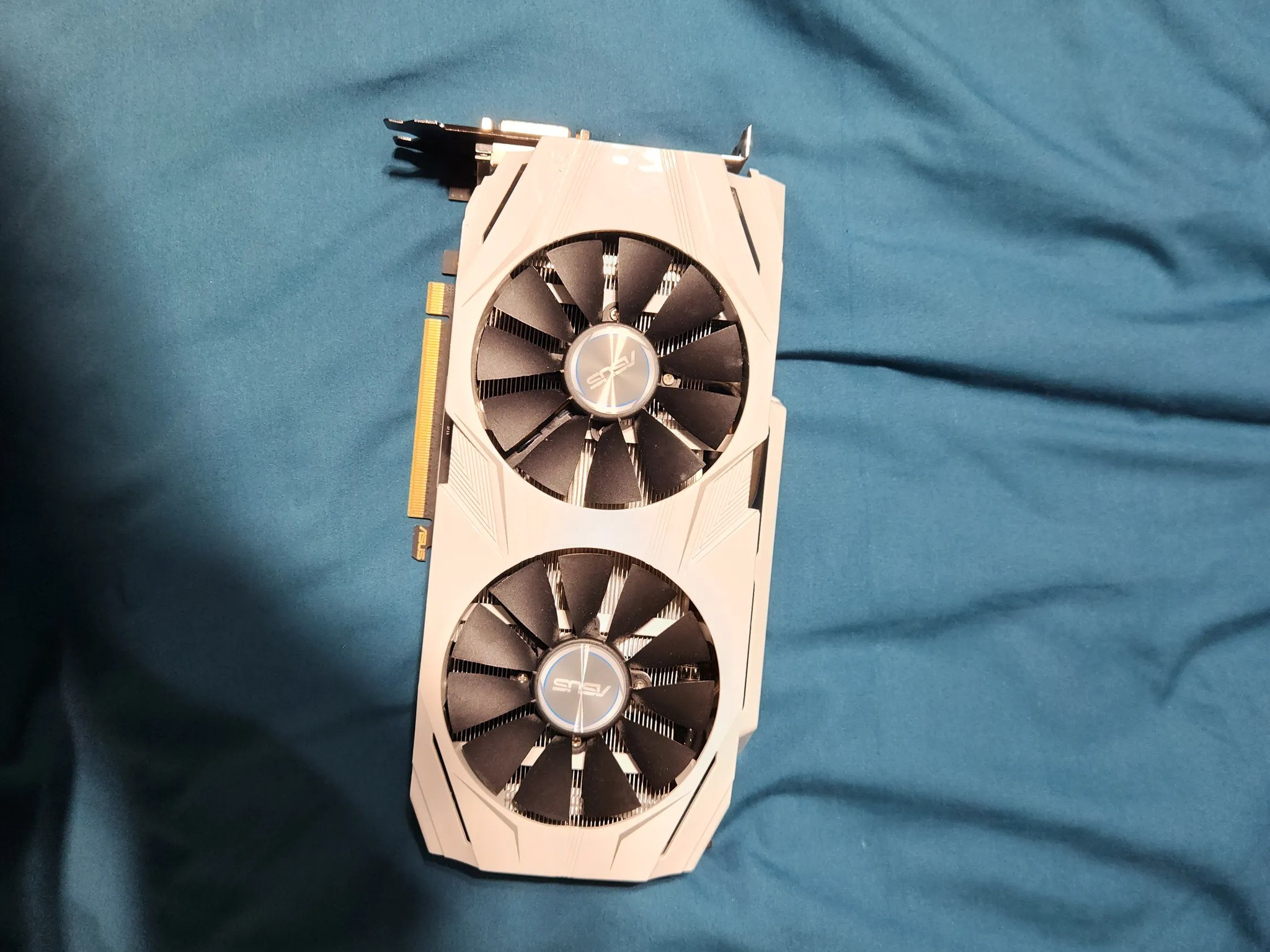 ASUS GeForce GTX 1060 6GB Dual-Fan OC Edition VR Ready Dual HDMI DP 1.4 