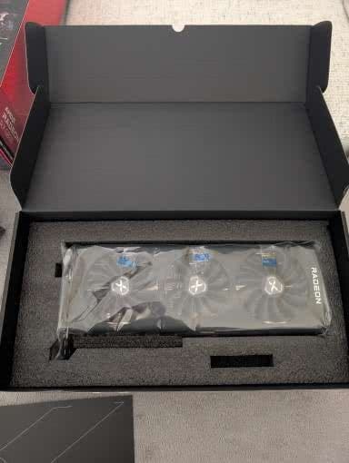 RX 6800 16GB XFX 319 Swift