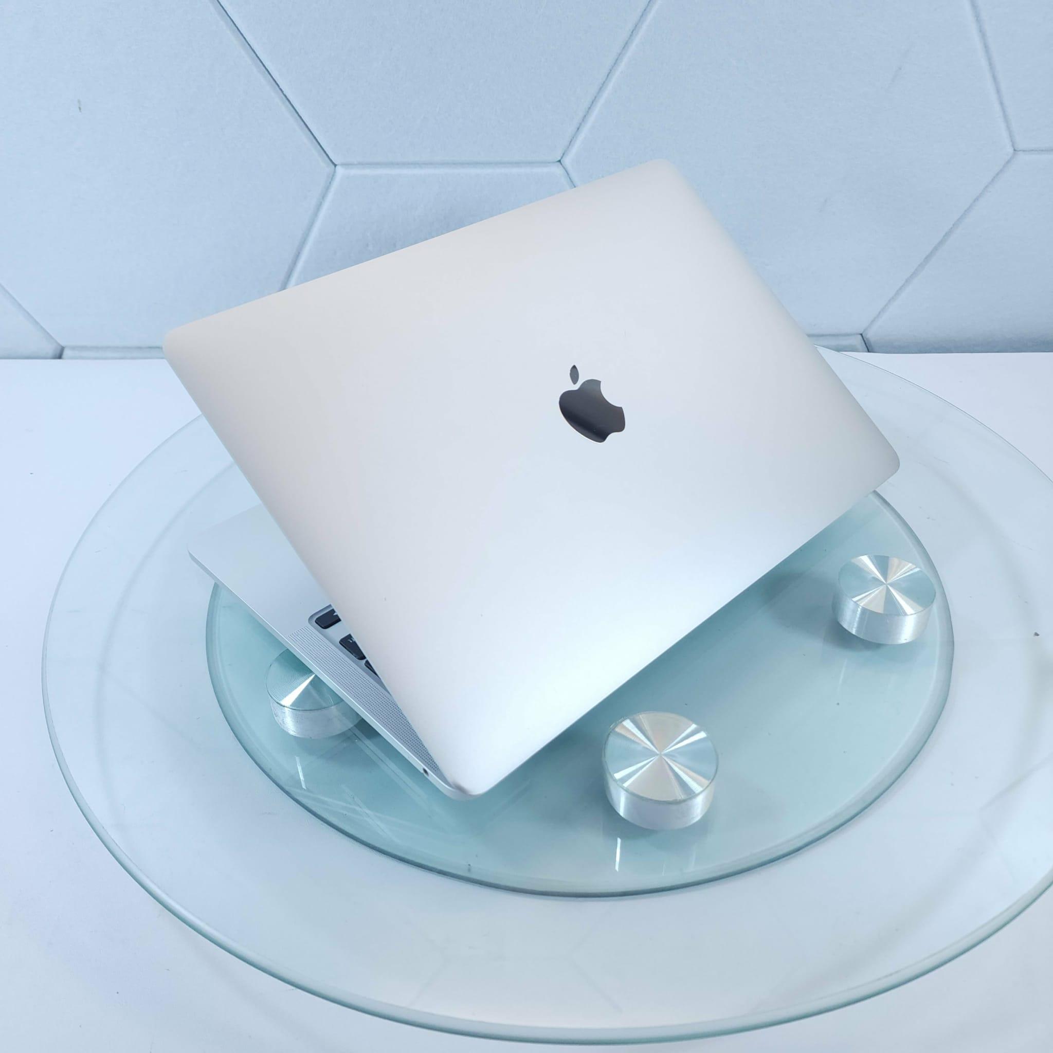 2020 MacBook Pro M1