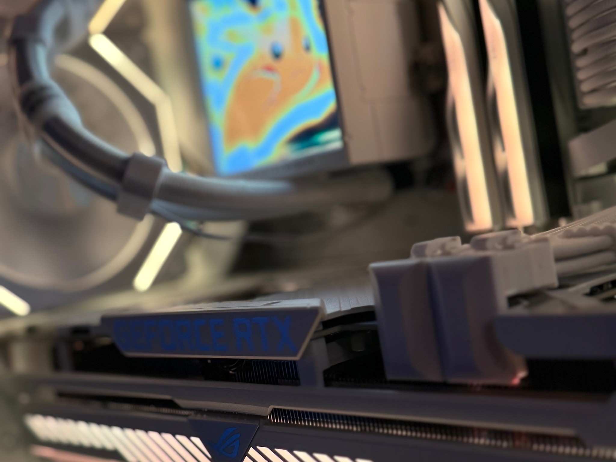 NEW Ryzen 5 7600X | ASUS ROG RTX 3070 White | 32GB DDR5 | 1TB | LCD AIO