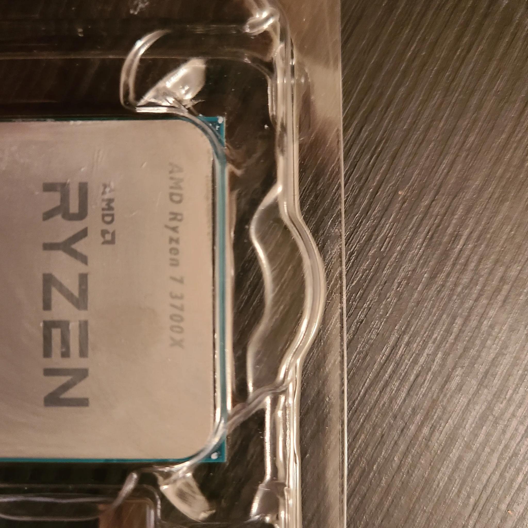 AMD Ryzen 7 3700X Used with Cooler included