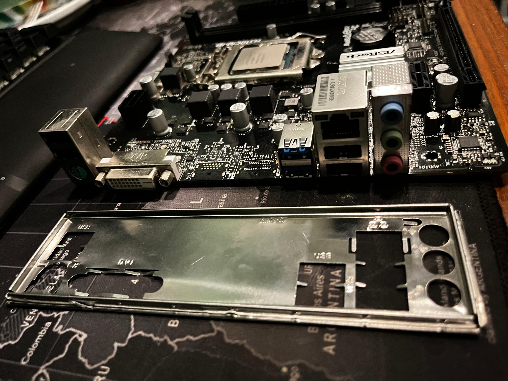 ASUS LGA1200 MOTHERBOARD + I5 9600k