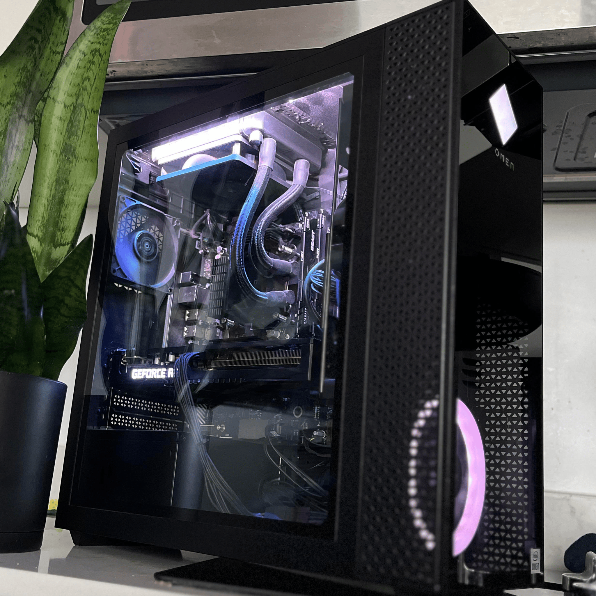 HP OMEN PC - RTX 3070, i7-10700K, 32GB RAM, 1TB NVMe