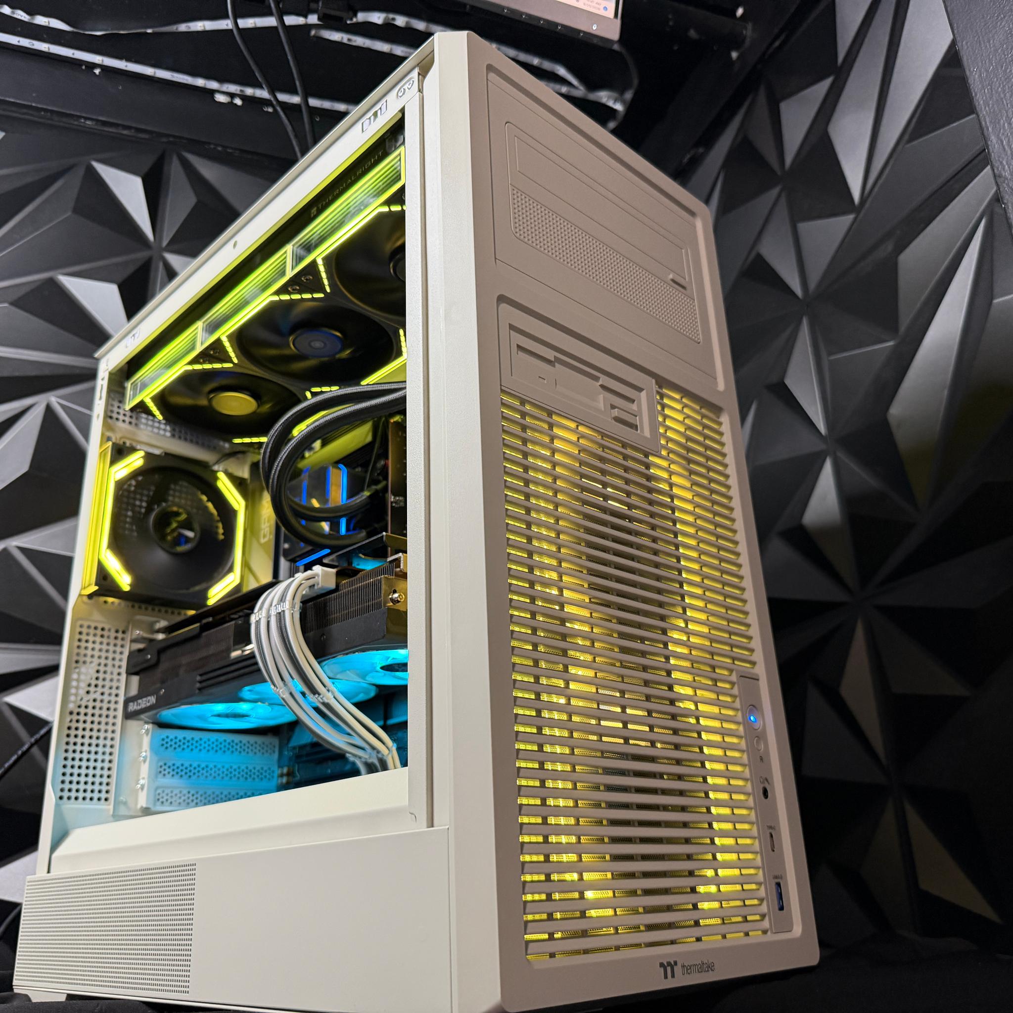 💀🕹️ RETRO REAPER 79 🕹️💀 Ryzen 9 7900X| RX 7900XT 20GB| 4.5 TB NVMe| 32 GB DDR5| 850W Gold PSU