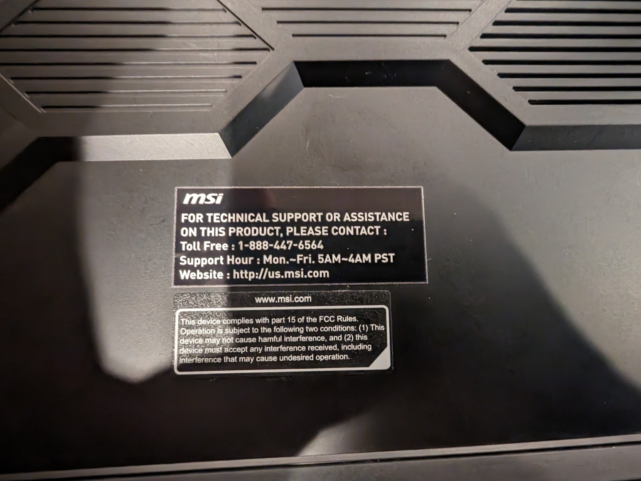 MSI Gaming Laptop GE76 Raider UH11-053 i9 11980HK Nvidia RTX 3080