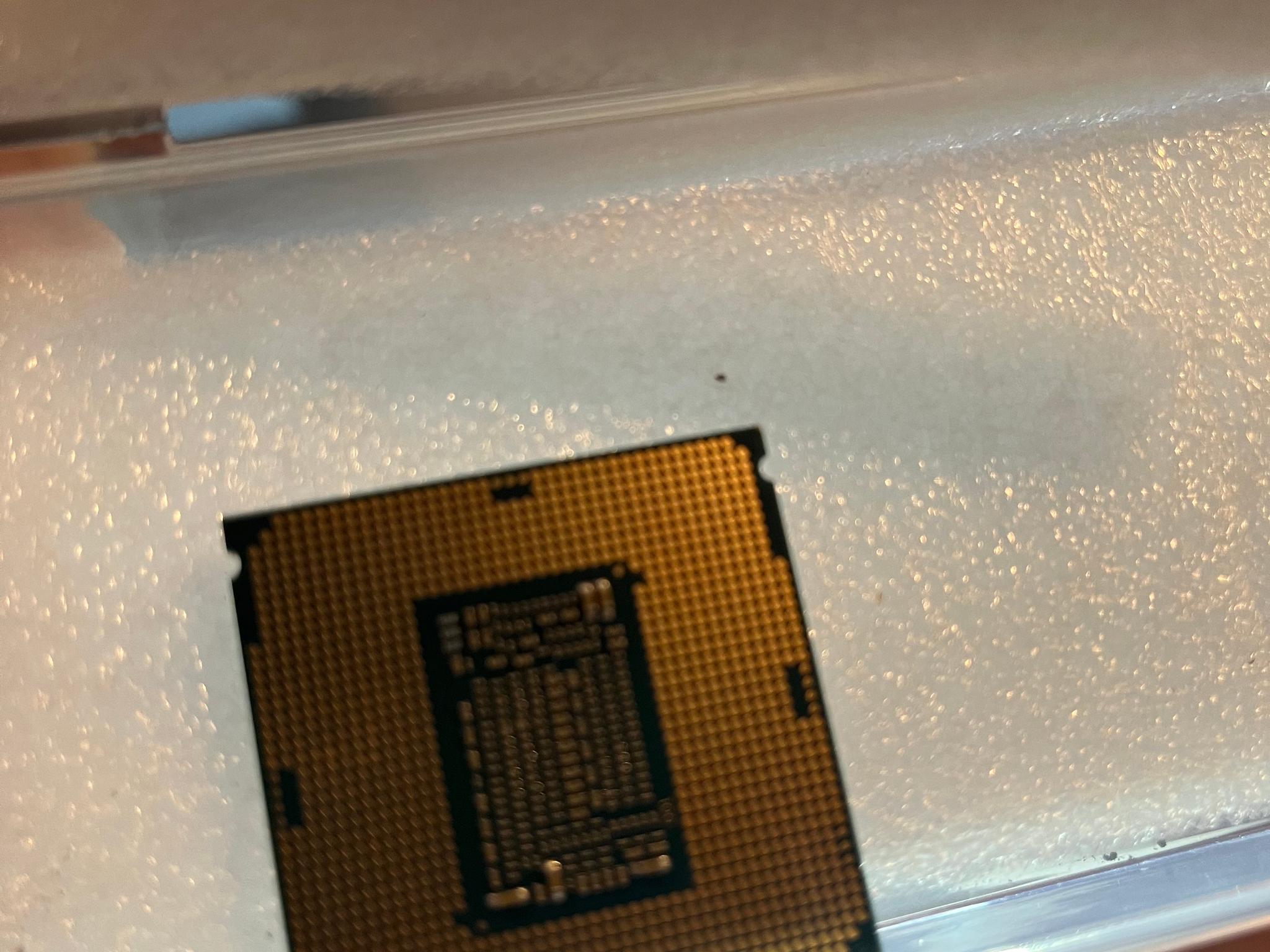 Intel Core i7-8700 3.20GHz 6-Core LGA1151 Desktop CPU — Untested — As-Is