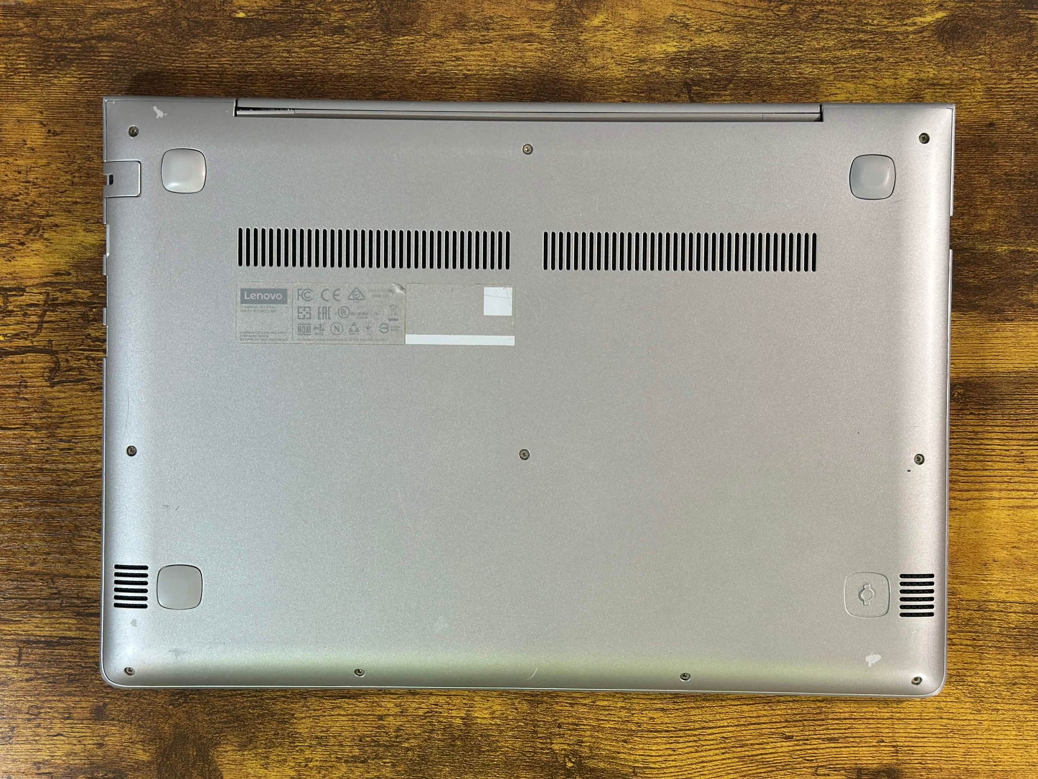 Lenovo Ideapad 510S | Intel i7 7500U | 8GB DDR4 | AMD R7 M360 2GB | 256GB SSD | Win11 | 14" Laptop