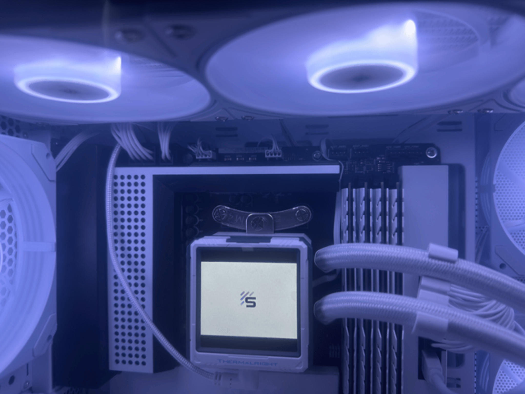 ⚪️All White⚪️ 1440p Mid-Ranged Gaming PC (3070 ti with ryzen 7 3700x)