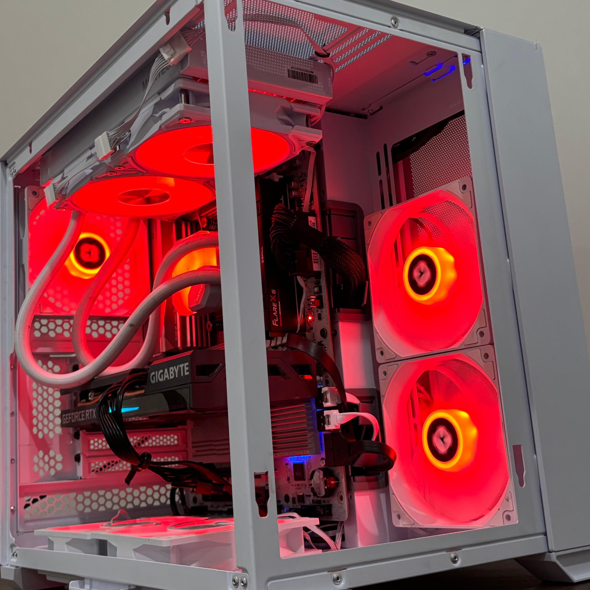 🤍 WHITE AM5 GAMING PC | Ryzen 7 9700X | RTX 3060 12GB | 32GB DDR5