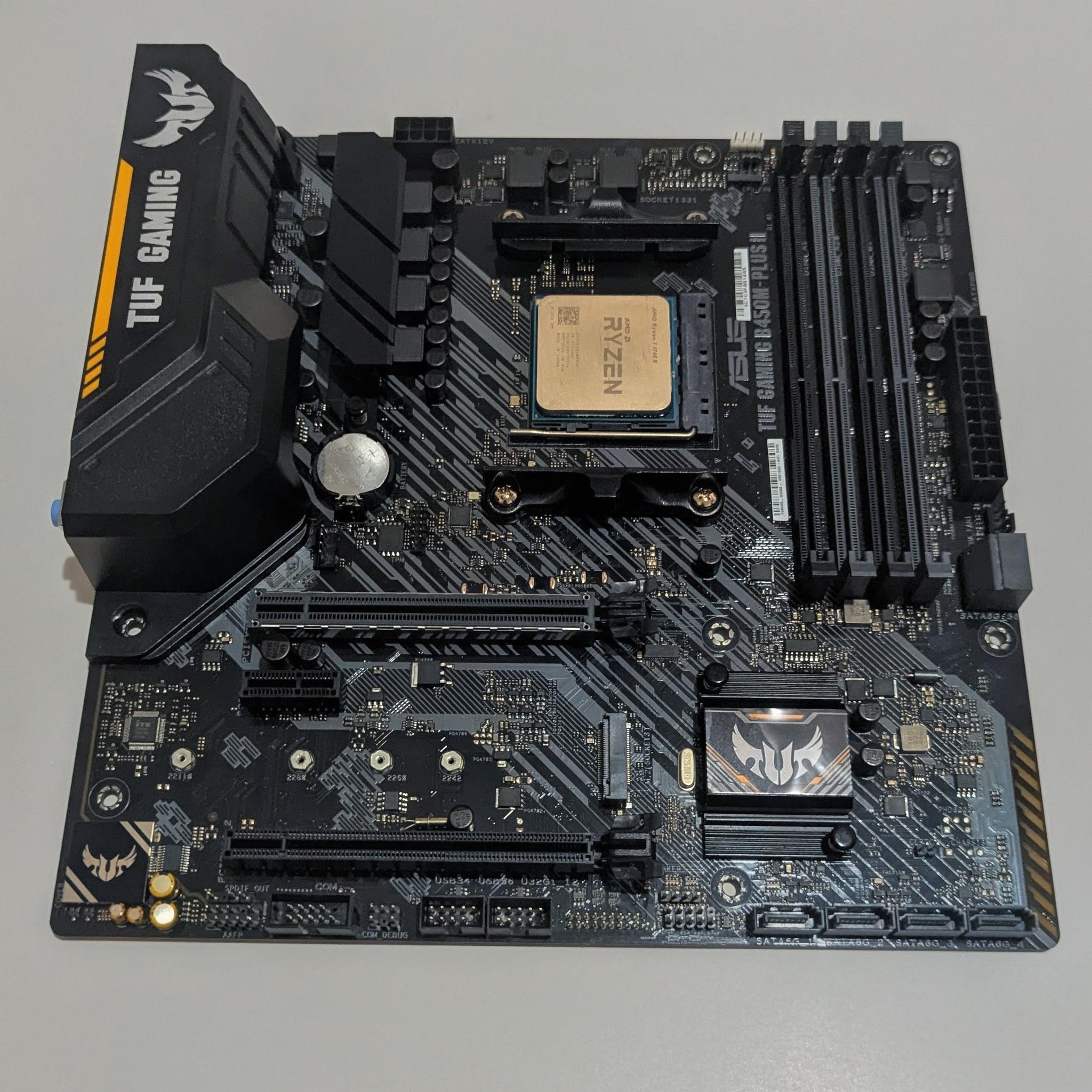 AMD Ryzen 7 1700X TUF GAMING B450M-PLUS II