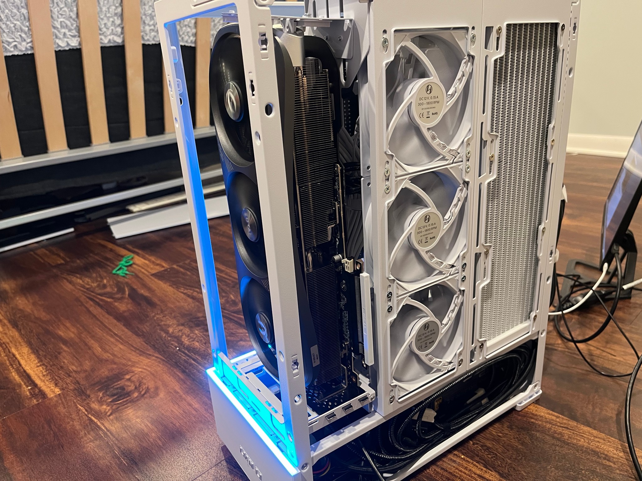 NO MORE TRIXX JUST BEEF - Zotac NVidia RTX 4080 - Lian Li SUP01 - Ryzen 7700X 32GB DDR5 - 360 AIO