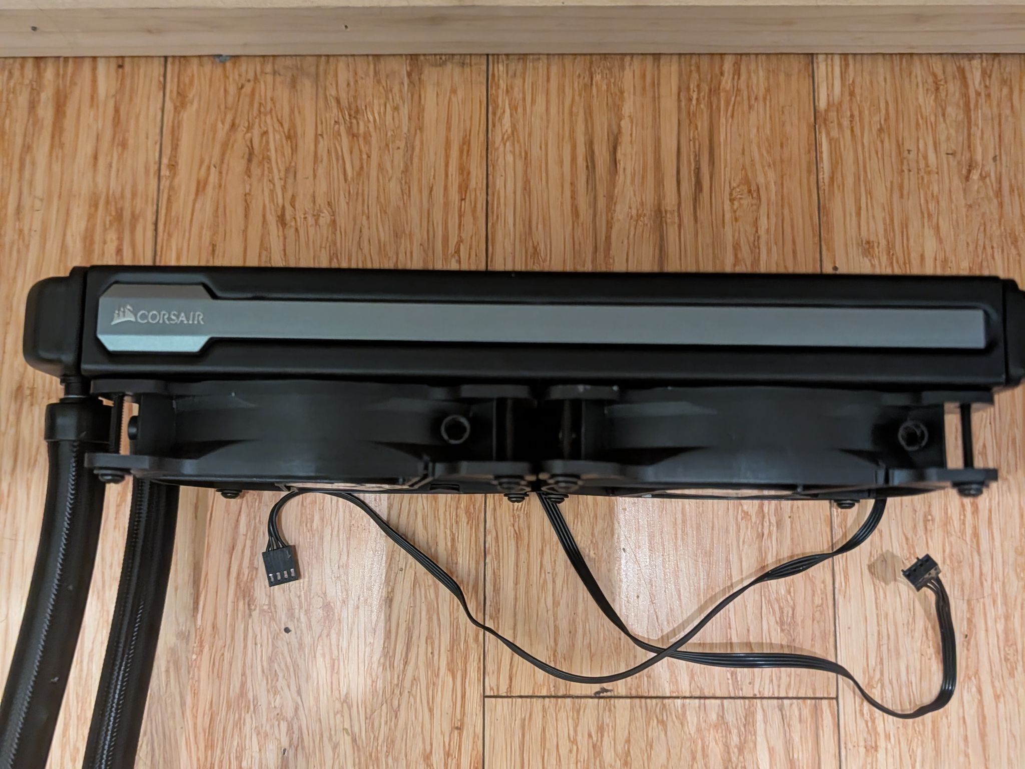 Corsair LGA 2011 AIO