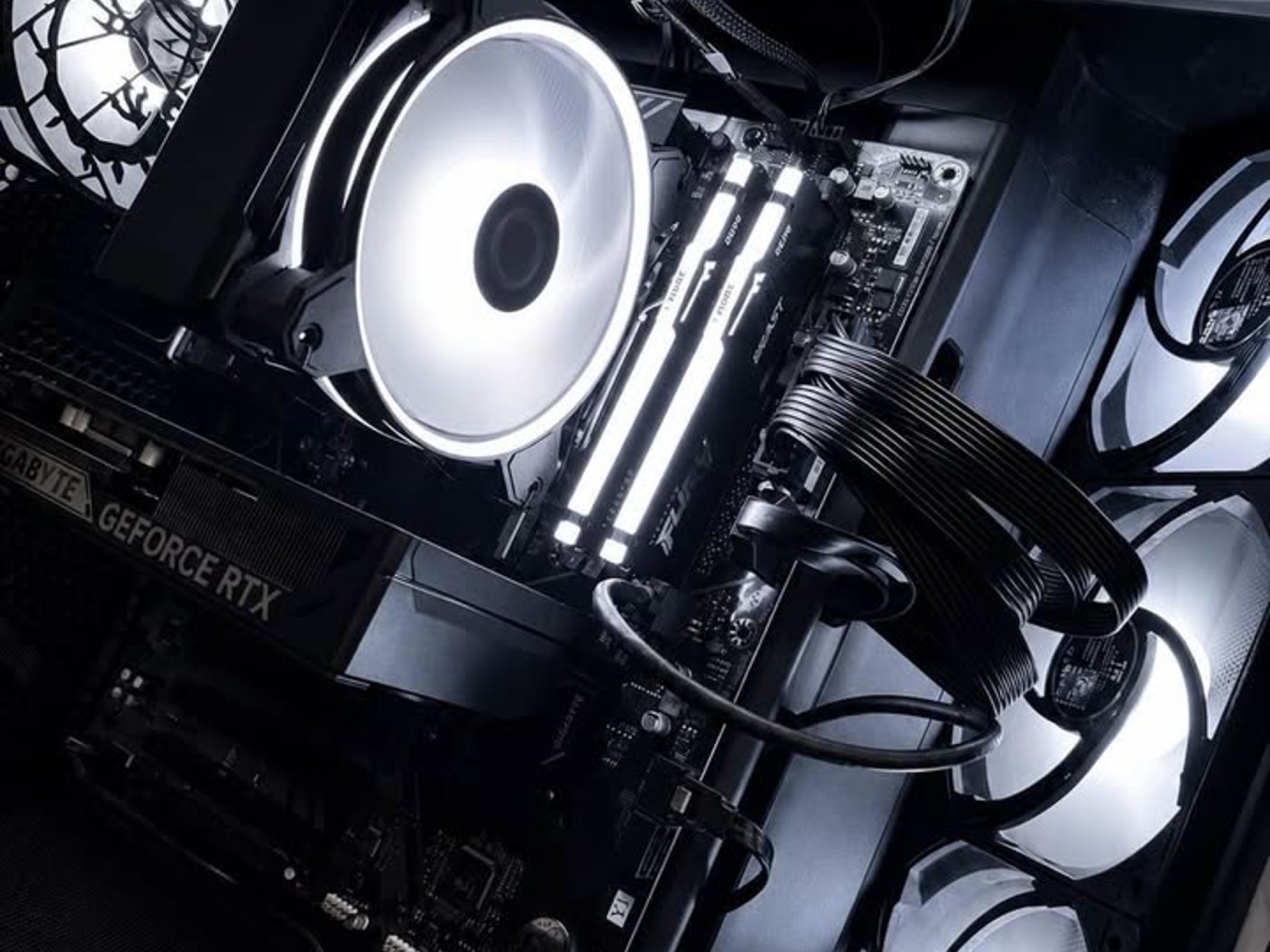 NEW RTX 5060 + Ryzen 5 7600X |Gaming PC Ultra Performance | 2TB SSD |