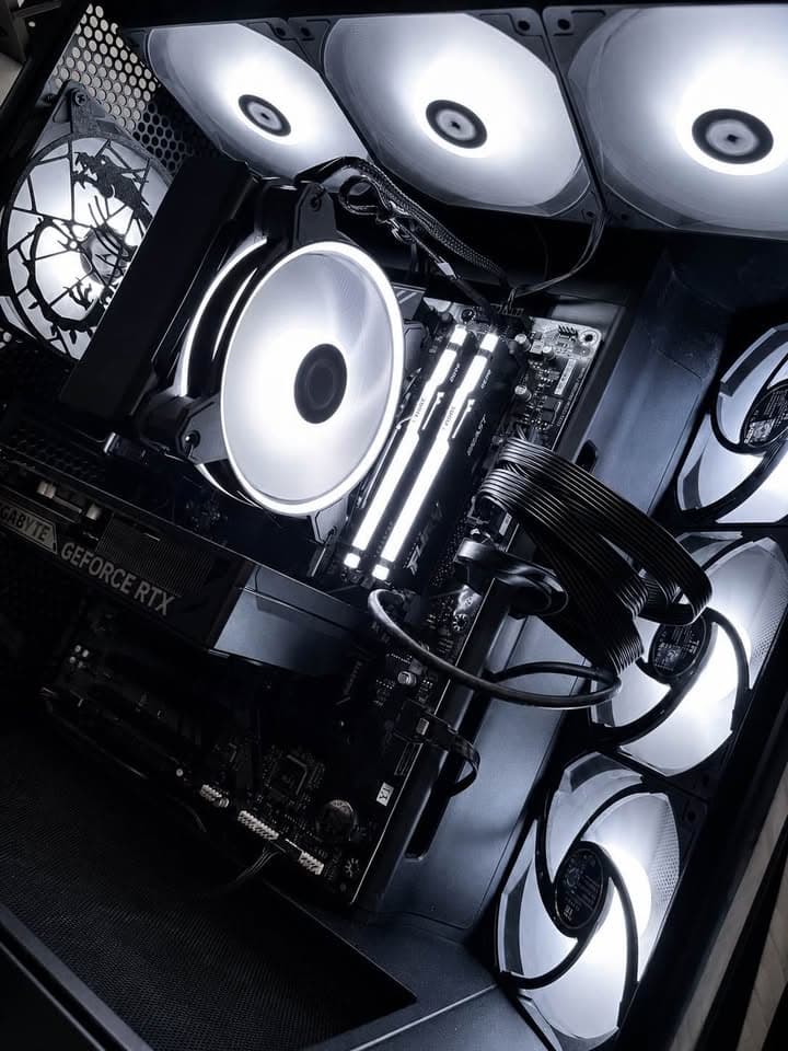 NEW RTX 5060 + Ryzen 5 7600X |Gaming PC Ultra Performance | 2TB SSD |